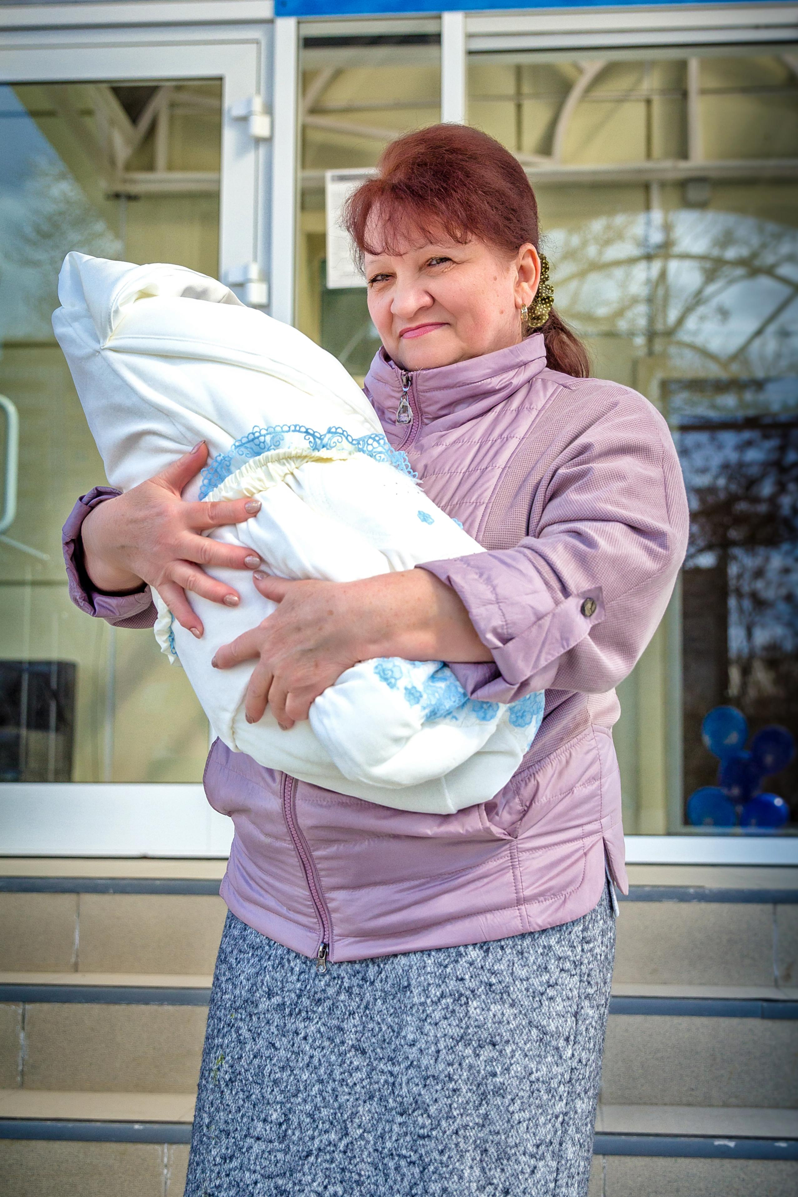 ВЫПИСКА МИРОНА СЕРГЕЕВИЧА. Современные Выпускные Альбомы в Ростове-на-Дону