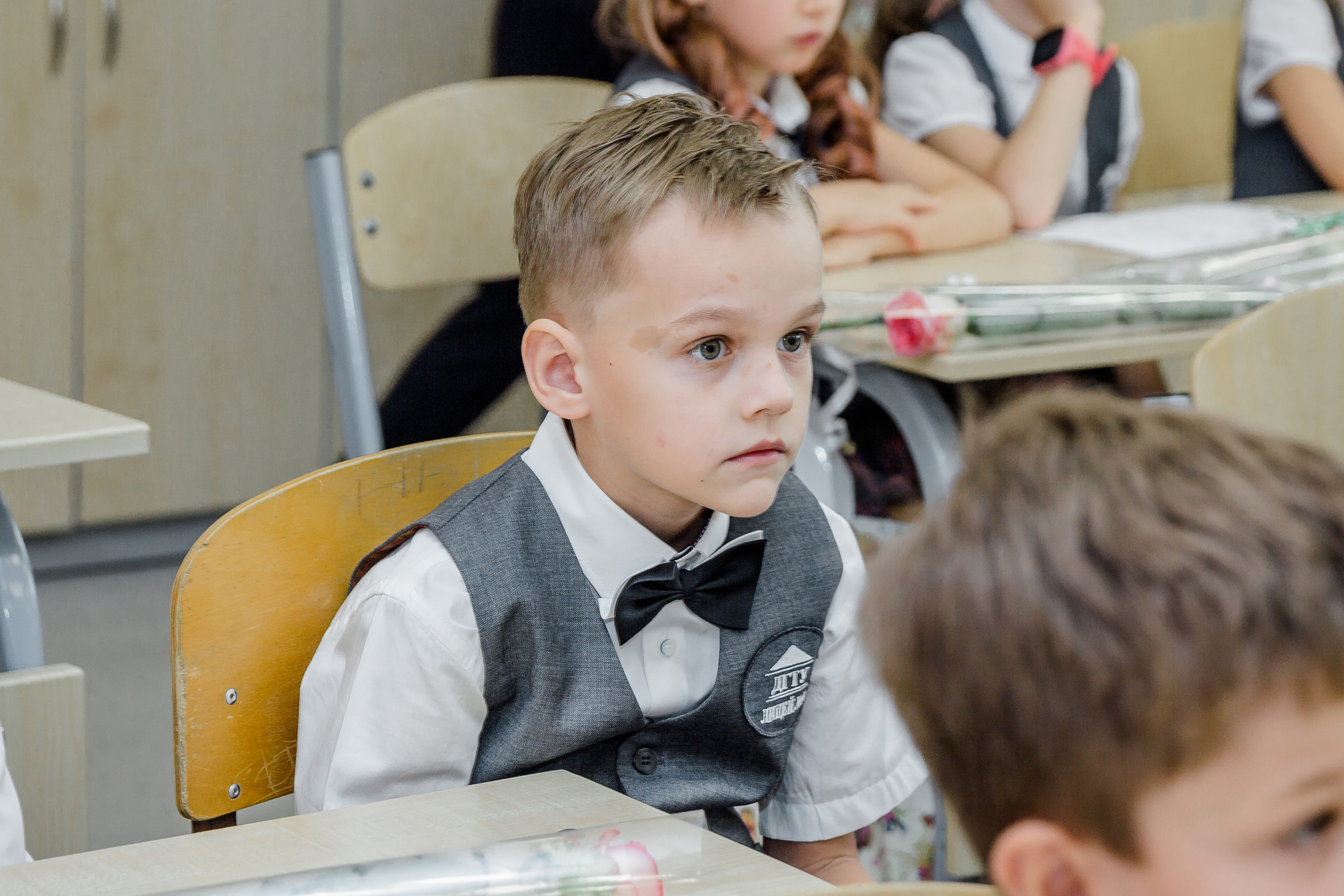 ЛИНЕЙКА 1 СЕНТЯБРЯ. Современные Выпускные Альбомы в Ростове-на-Дону