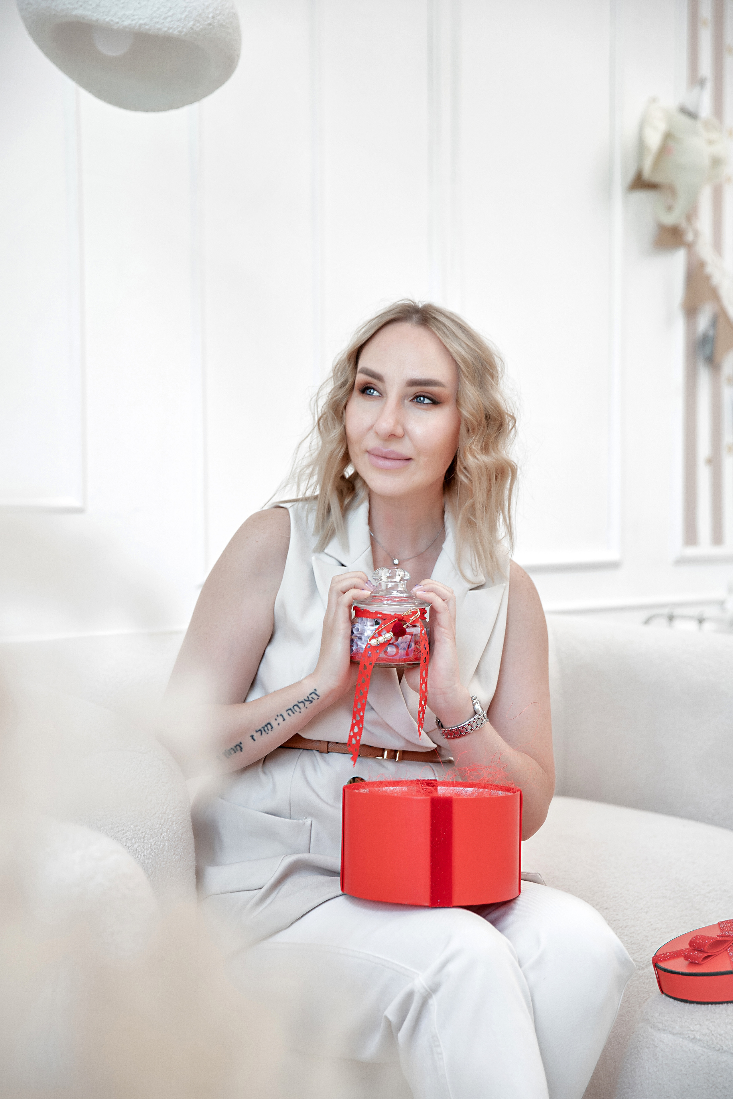 37 ШАГОВ К ЛИЧНОМУ УСПЕХУ. Современные Выпускные Альбомы в Ростове-на-Дону