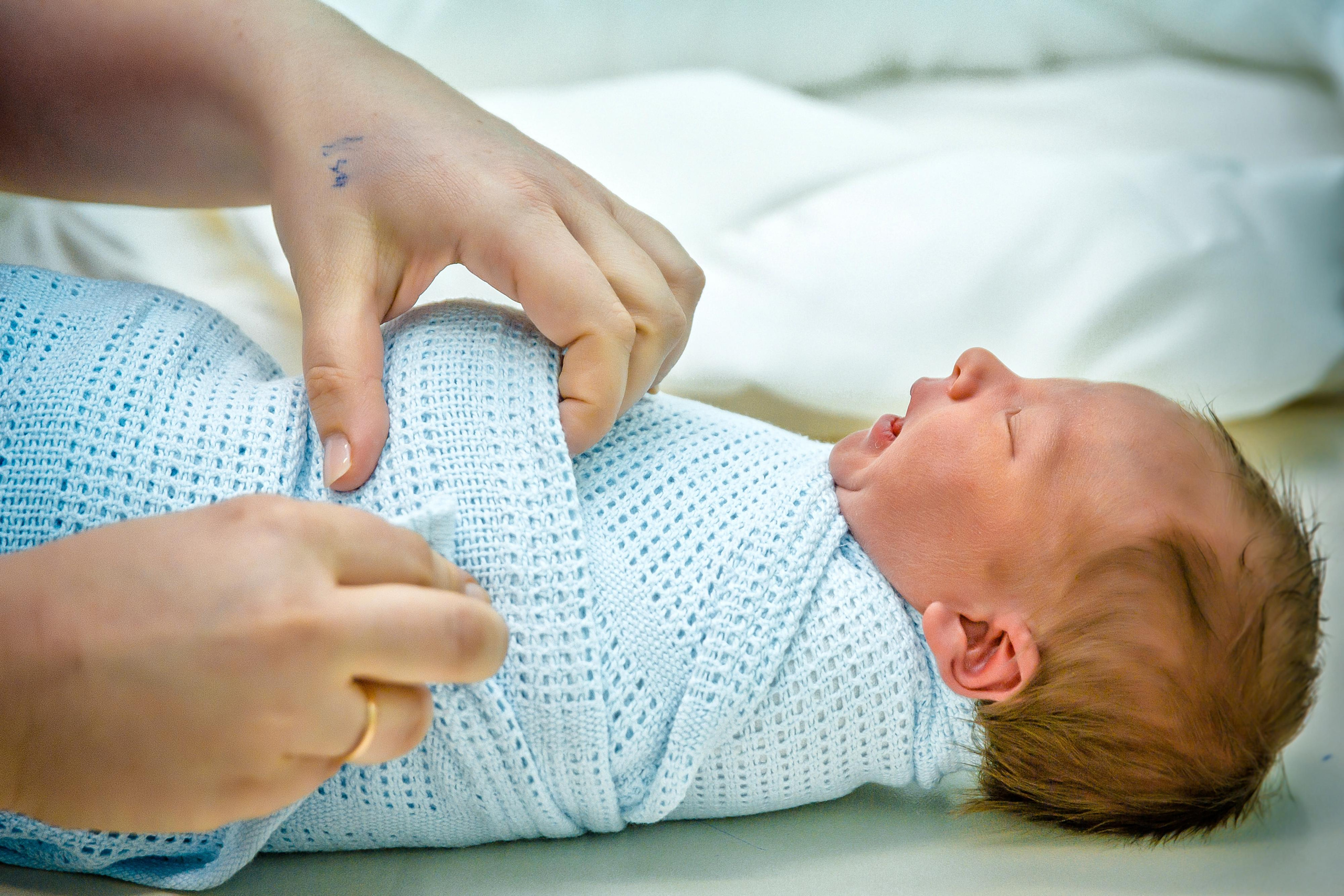 ВЫПИСКА МИРОНА СЕРГЕЕВИЧА. Современные Выпускные Альбомы в Ростове-на-Дону