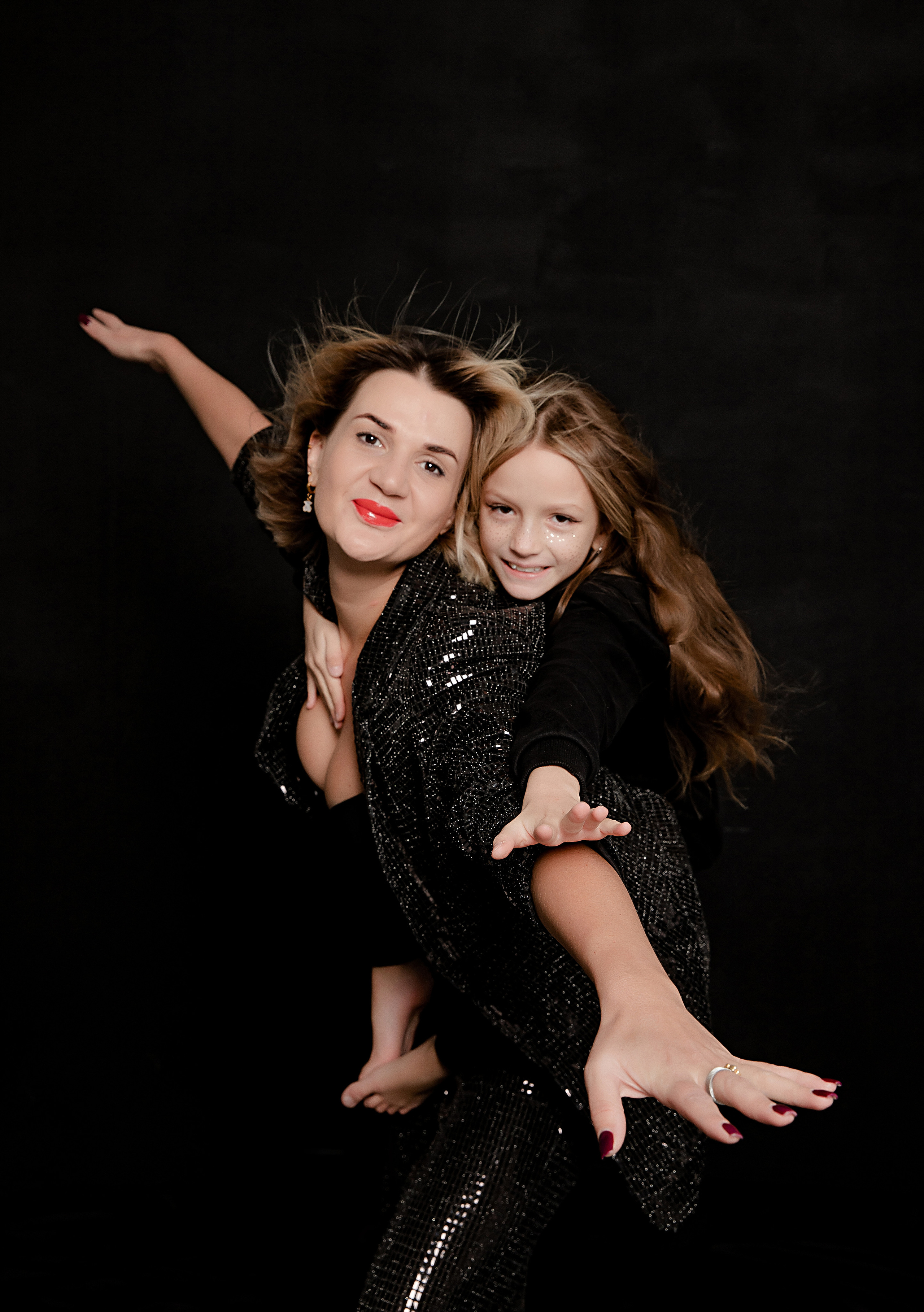 КАТЕРИНА И ВИТАЛИНА. Современные Выпускные Альбомы в Ростове-на-Дону