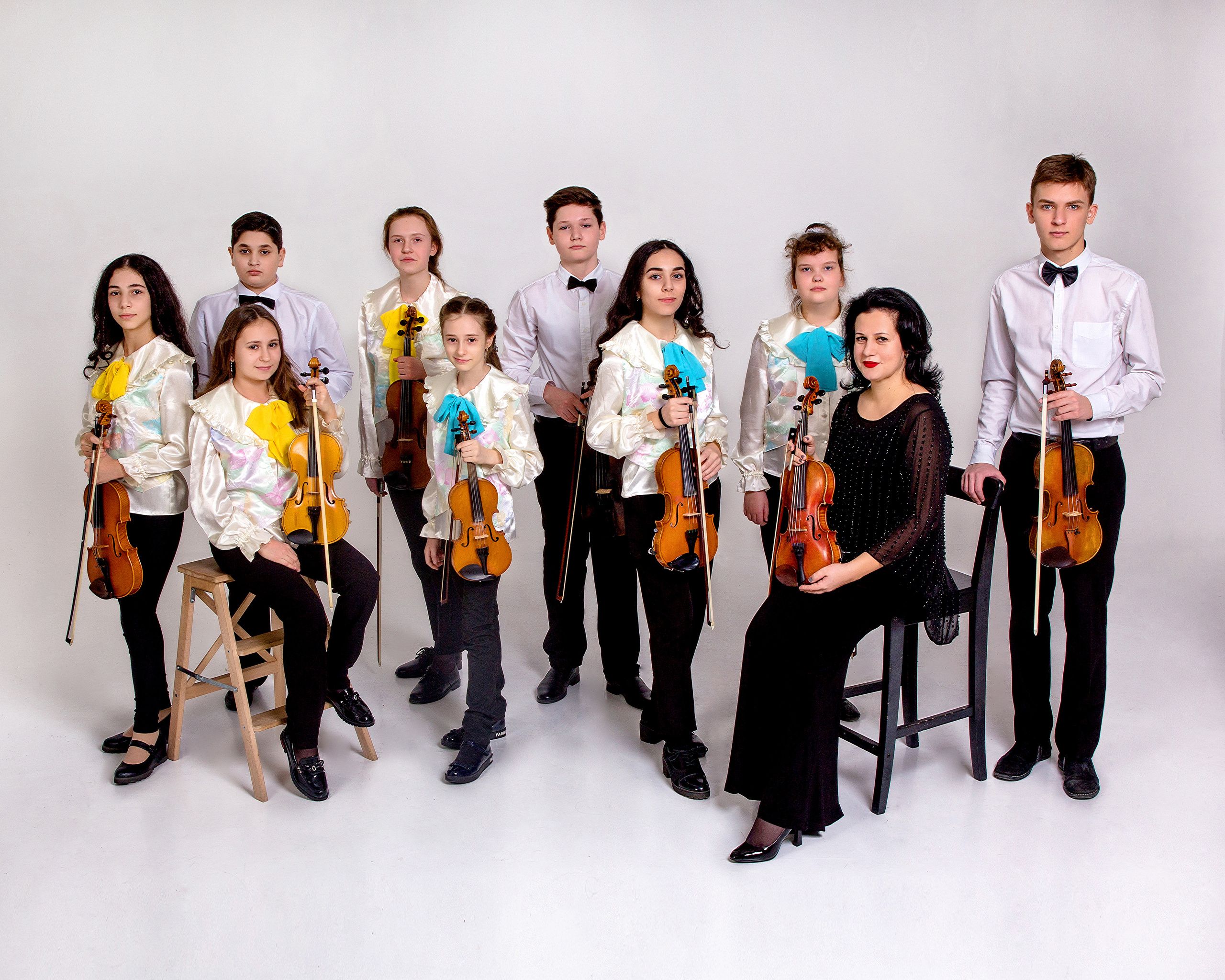 КОЛЛЕКТИВНЫЕ ФОТО. Современные Выпускные Альбомы в Ростове-на-Дону