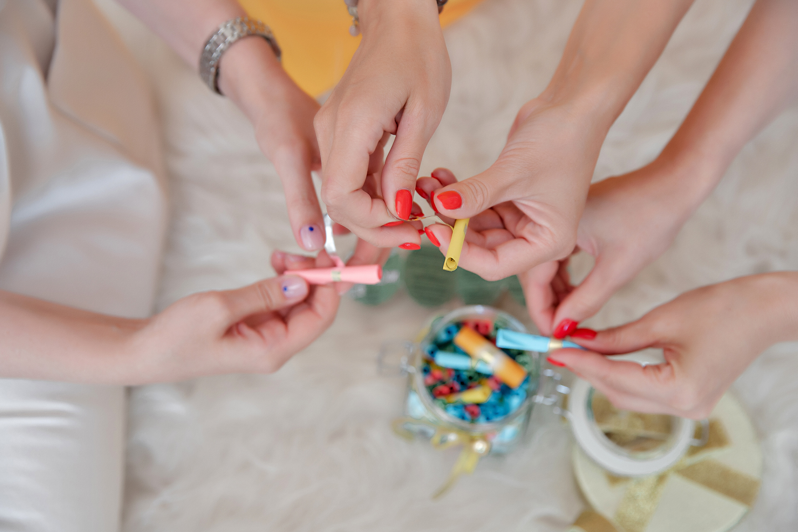 99 ЗАДАНИЙ ДЛЯ ТВОИХ ДРУЗЕЙ. Современные Выпускные Альбомы в Ростове-на-Дону