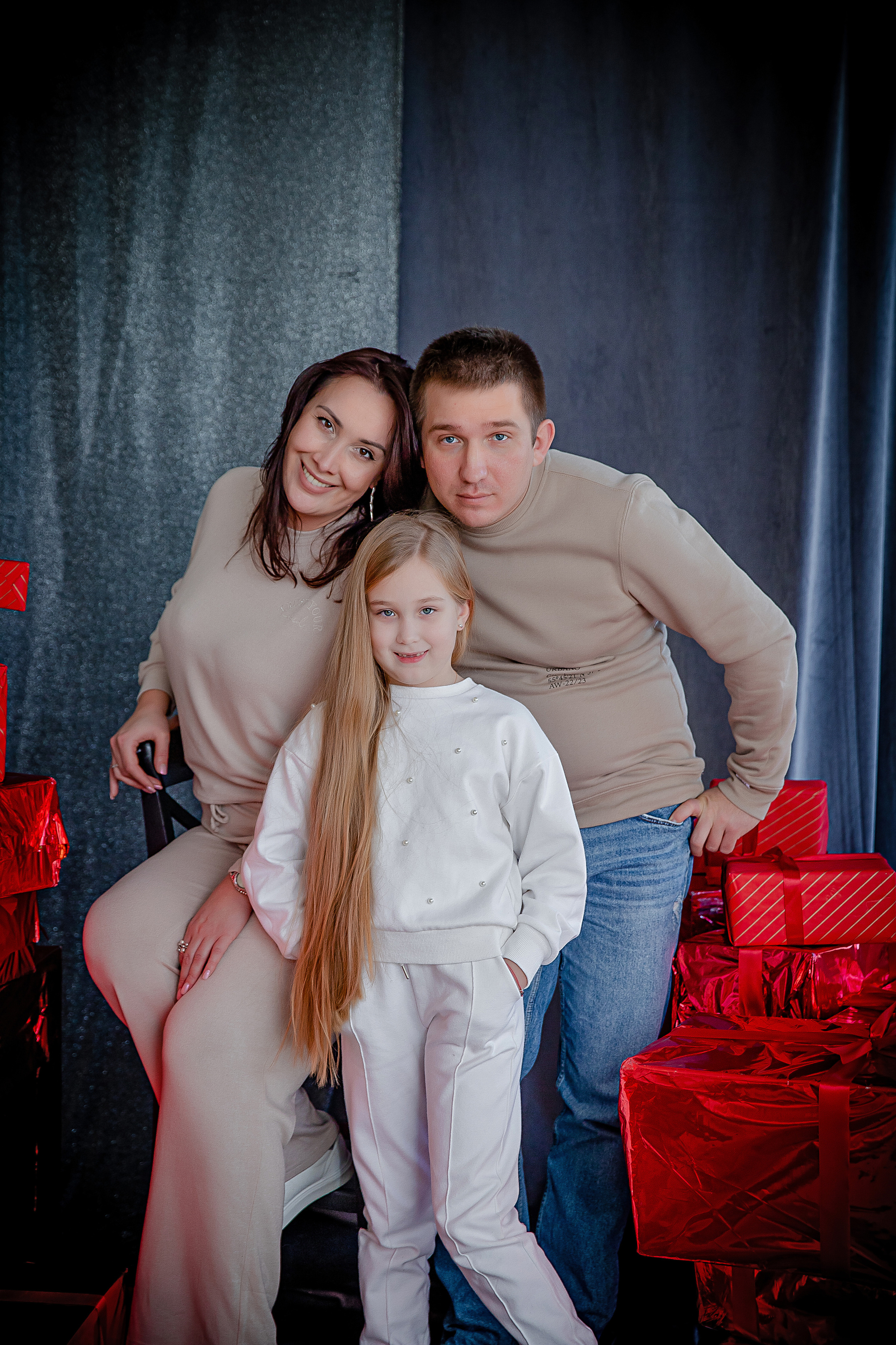 СЕМЬЯ ЧИРКО. Современные Выпускные Альбомы в Ростове-на-Дону