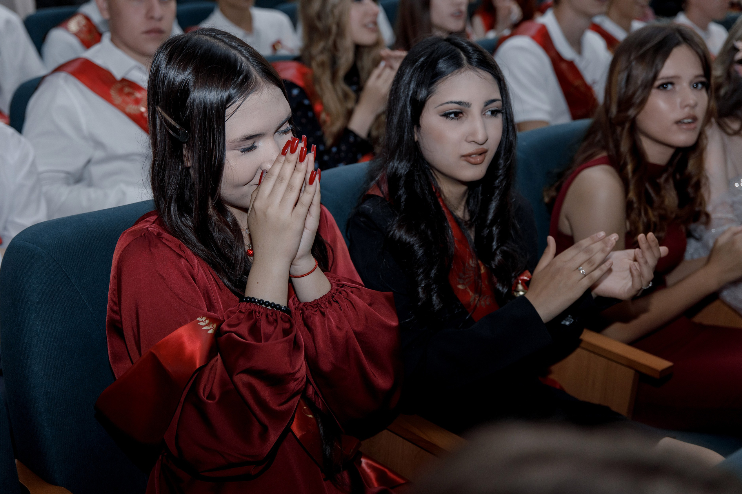 Выпускной школа 107 г Краснодар. Выпускные альбомы в Краснодарском крае