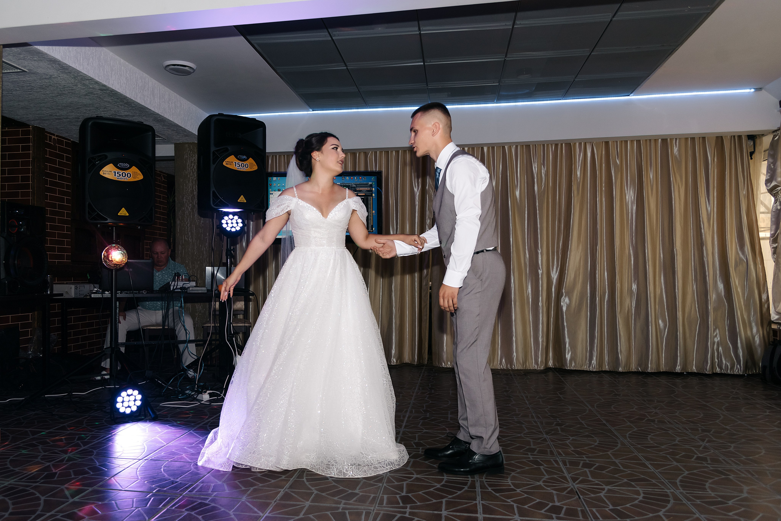 Роман и Карина. Фотограф Волжский Екатерина Егорова