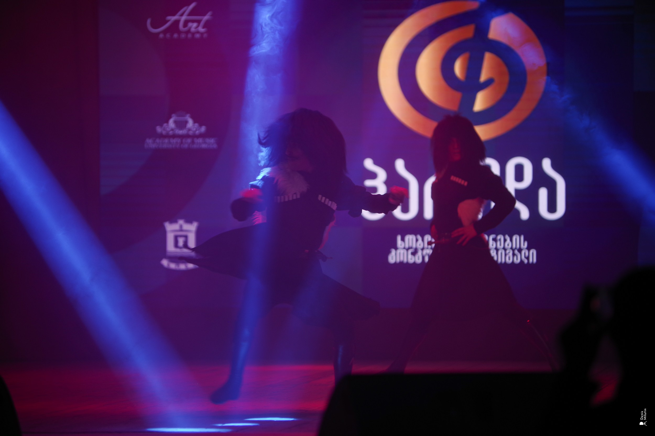 Танцы в Хоби. Портретный фотограф Денис Милютин