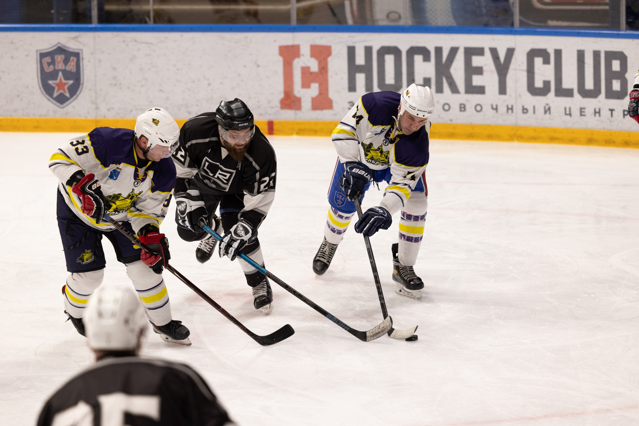Бульдозер vs. LR-строй. Фотограф Александр Заломаев