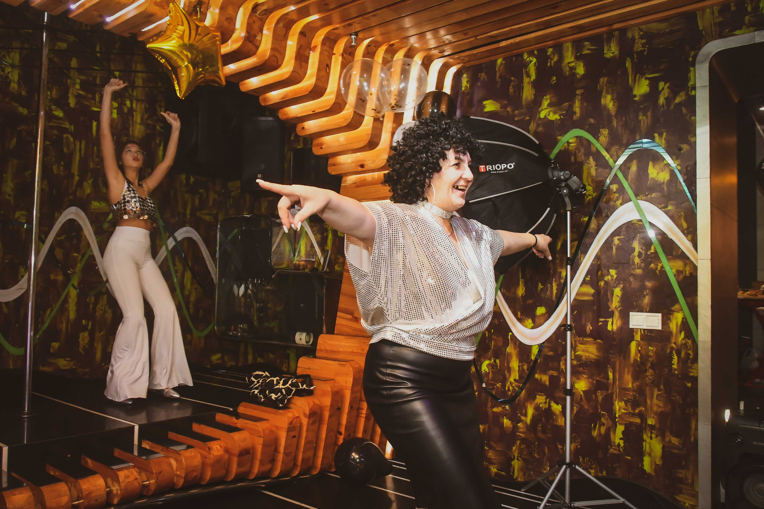 Свидетели дискотеки 80х. Репортажный и детский фотограф в Новосибирске