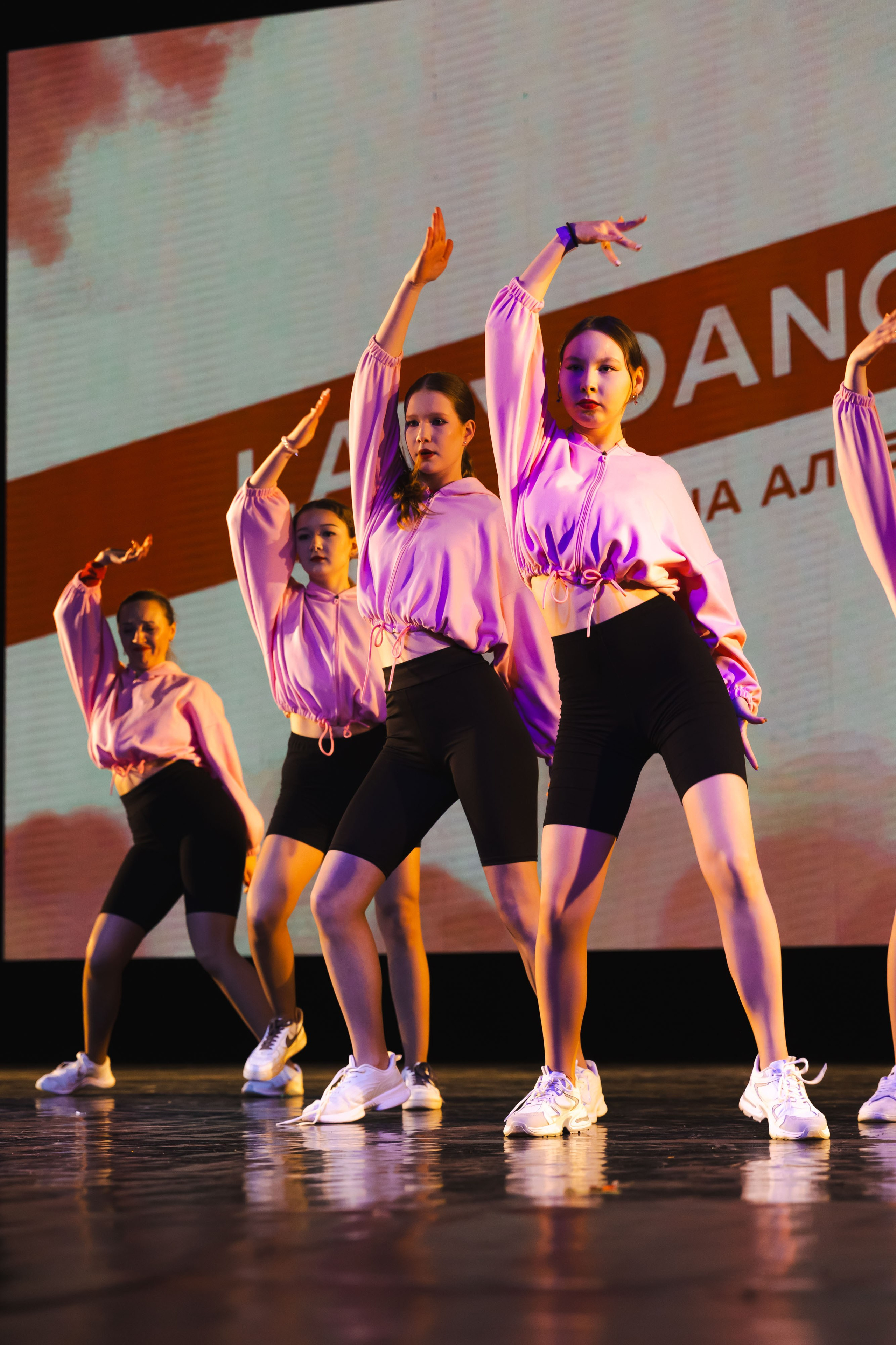 18.05.2025 Отчетный концерт Non Stop. ФОТОГРАФ ВИНОГРАДОВА ДАРЬЯ