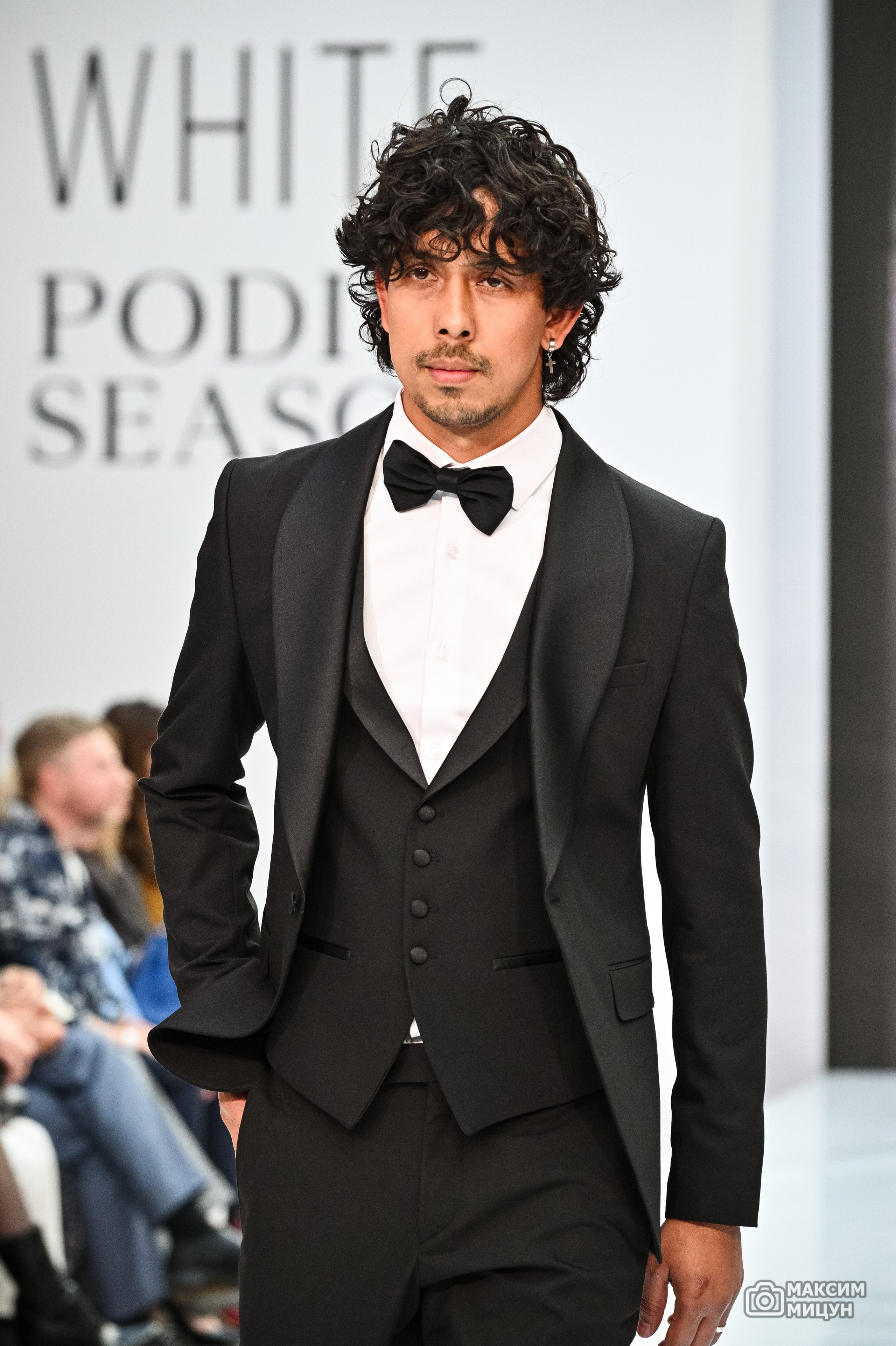 Модные показы. Фотограф Максим Мицун. Портрет, свадьба, репортаж, каталог