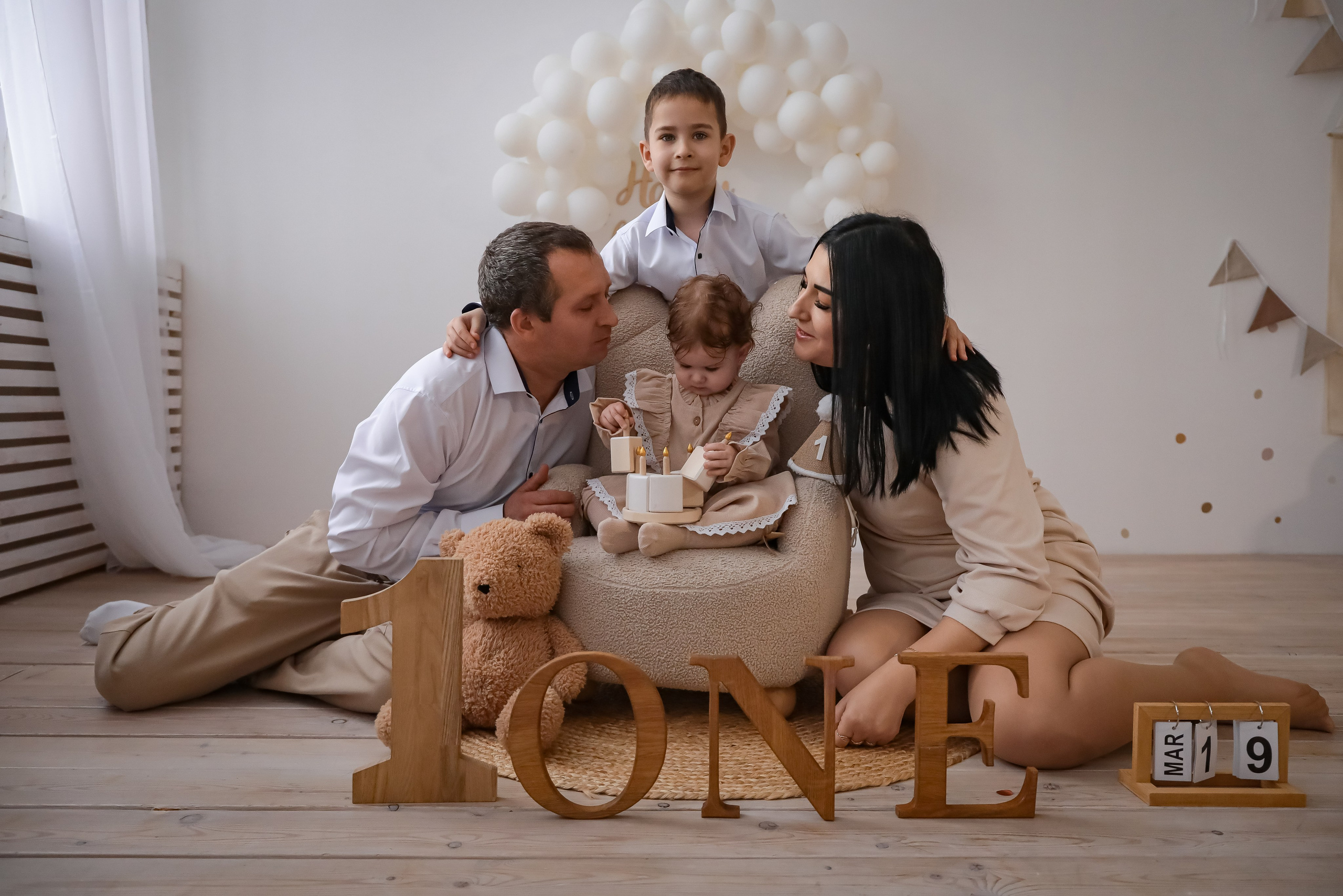 Арине 1 годик. Фотограф г. Хабаровск. Семейные и индивидуальные съёмки