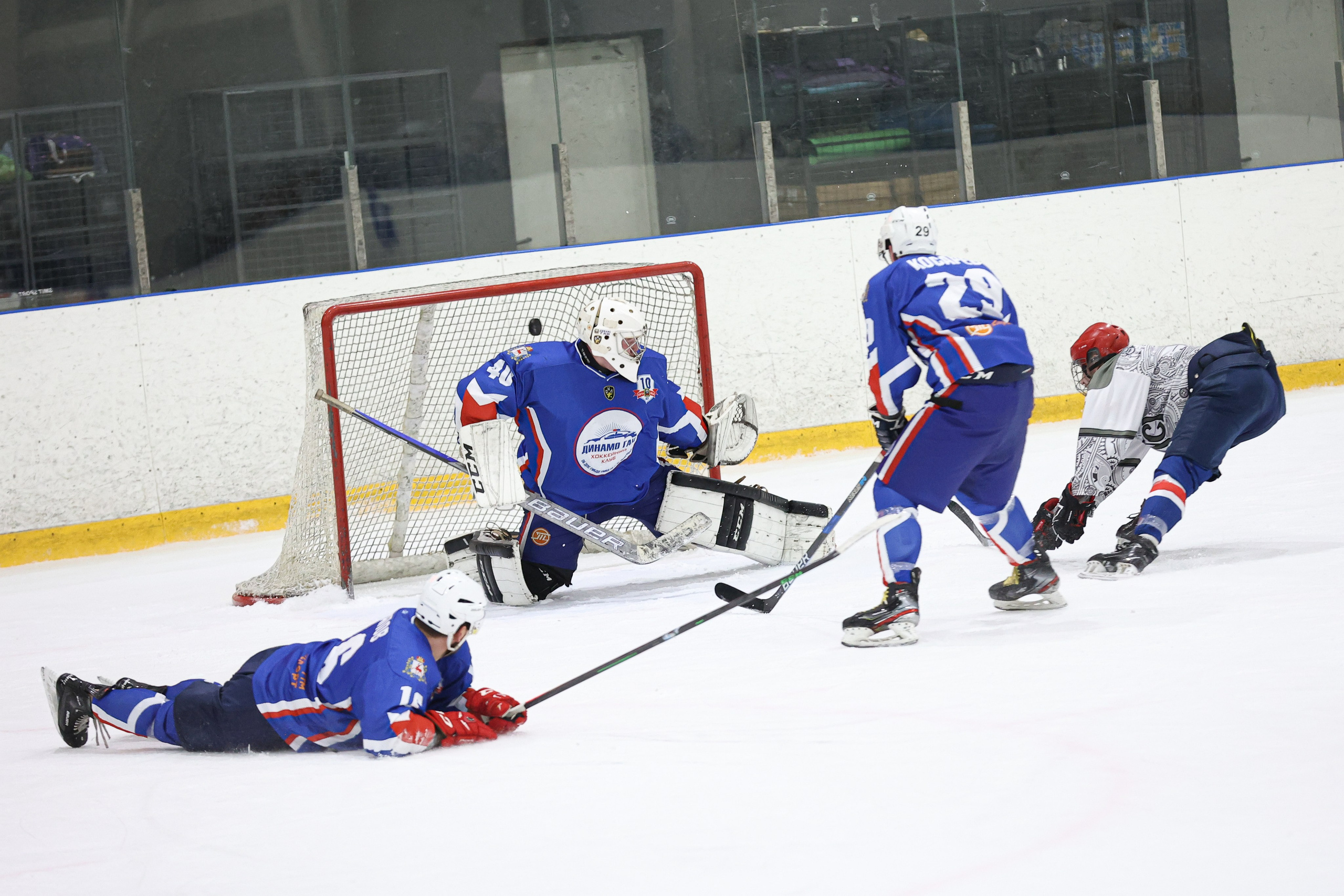 Хоккей. Спортивный фотограф Денис Веселов в Нижнем Новгороде