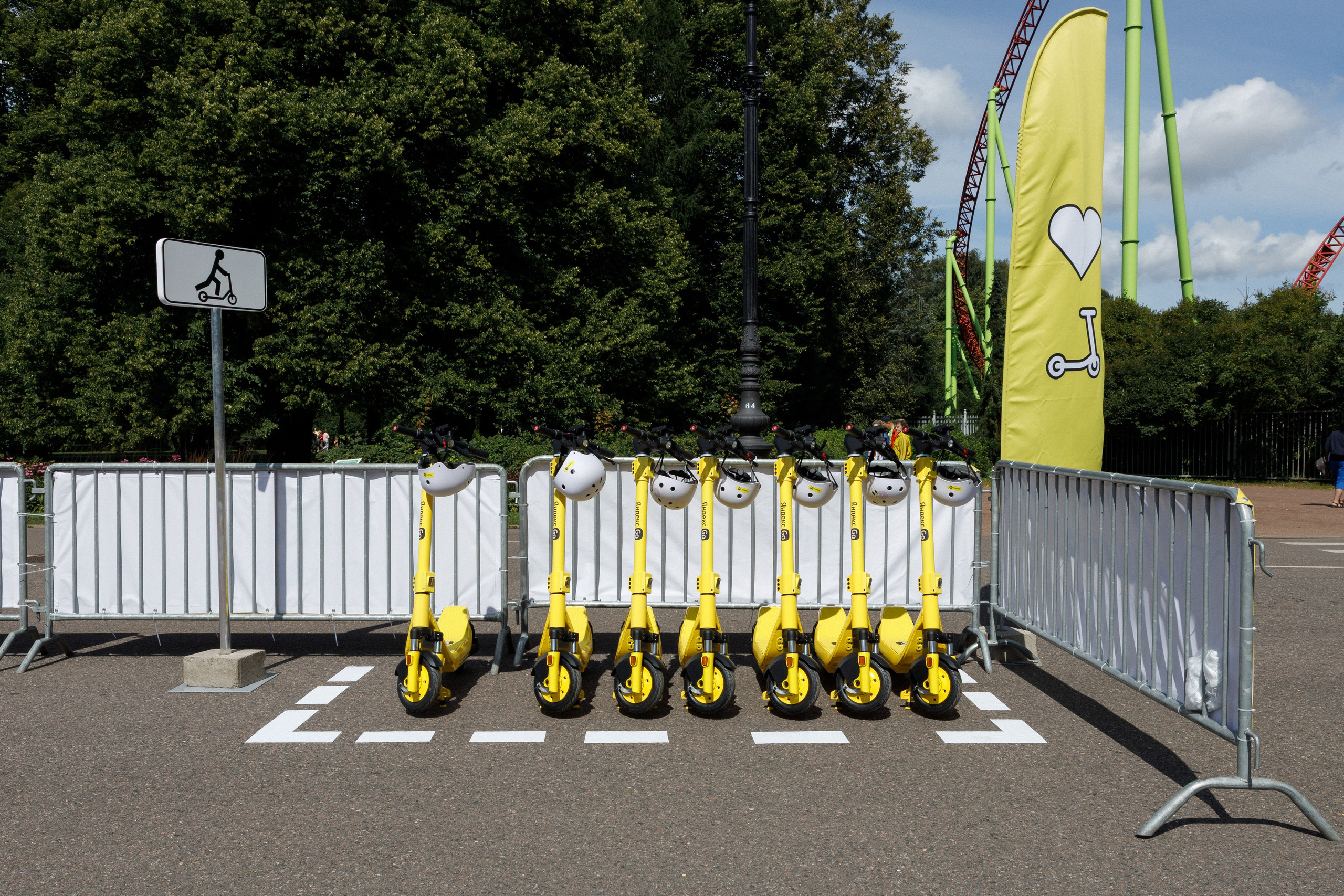 Яндекс Самокат. Свадебный и репортажный фотограф в Санкт-Петербурге Николай Голованов