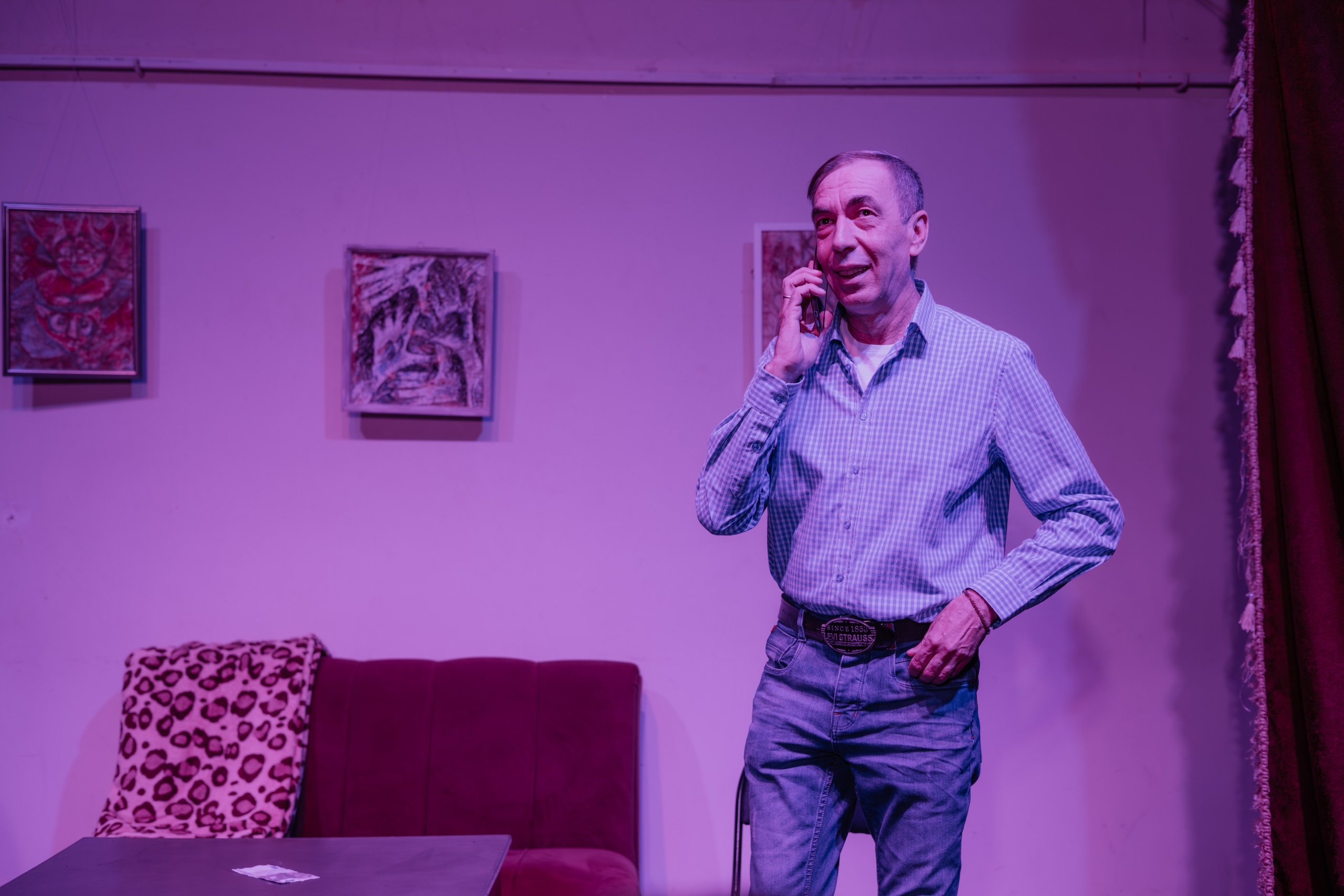 Дом актера «Денег много не бывает». Фотограф Марк Файзулин