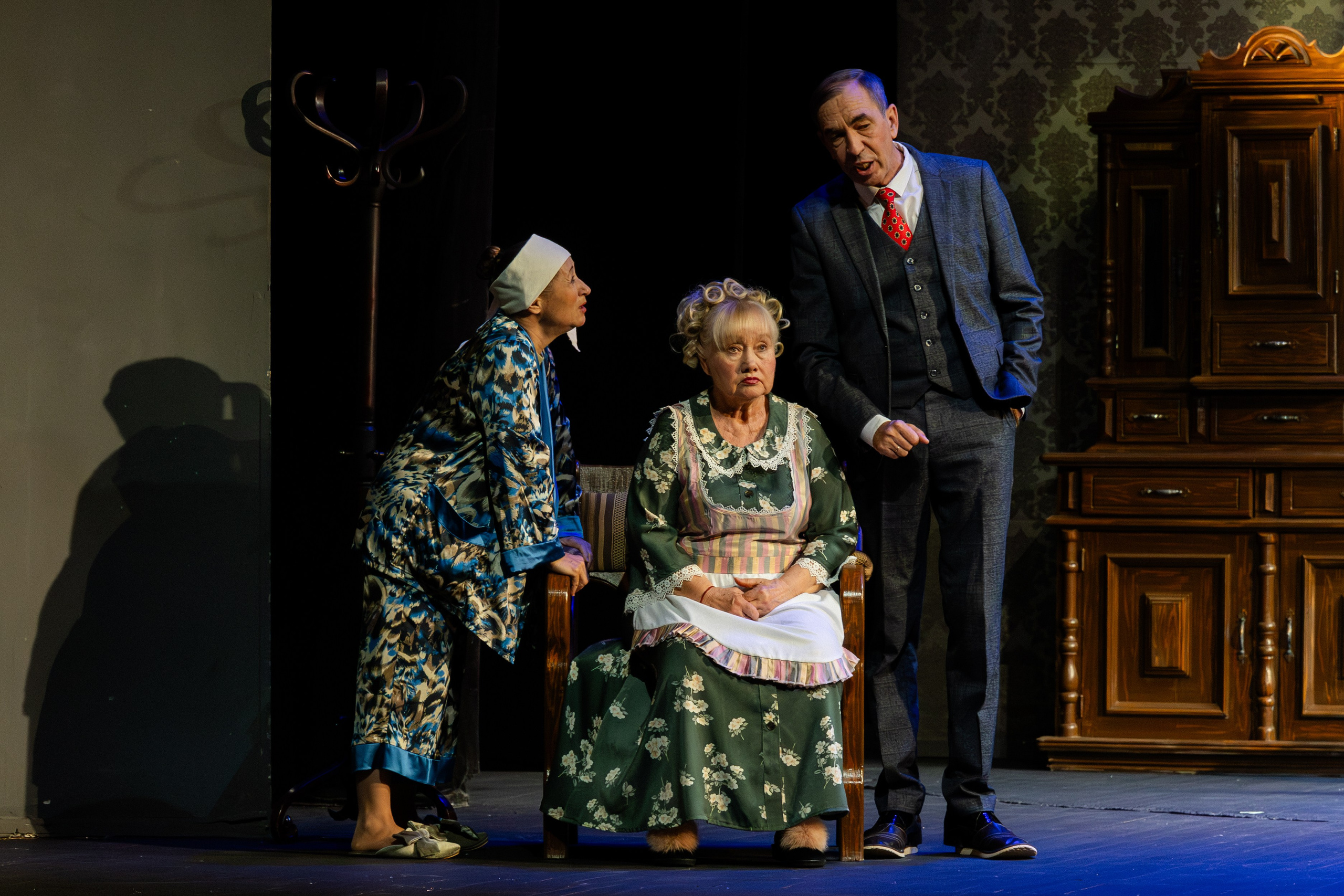 Театр Юного Зрителя «Отчаянные Тетки». Фотограф Марк Файзулин