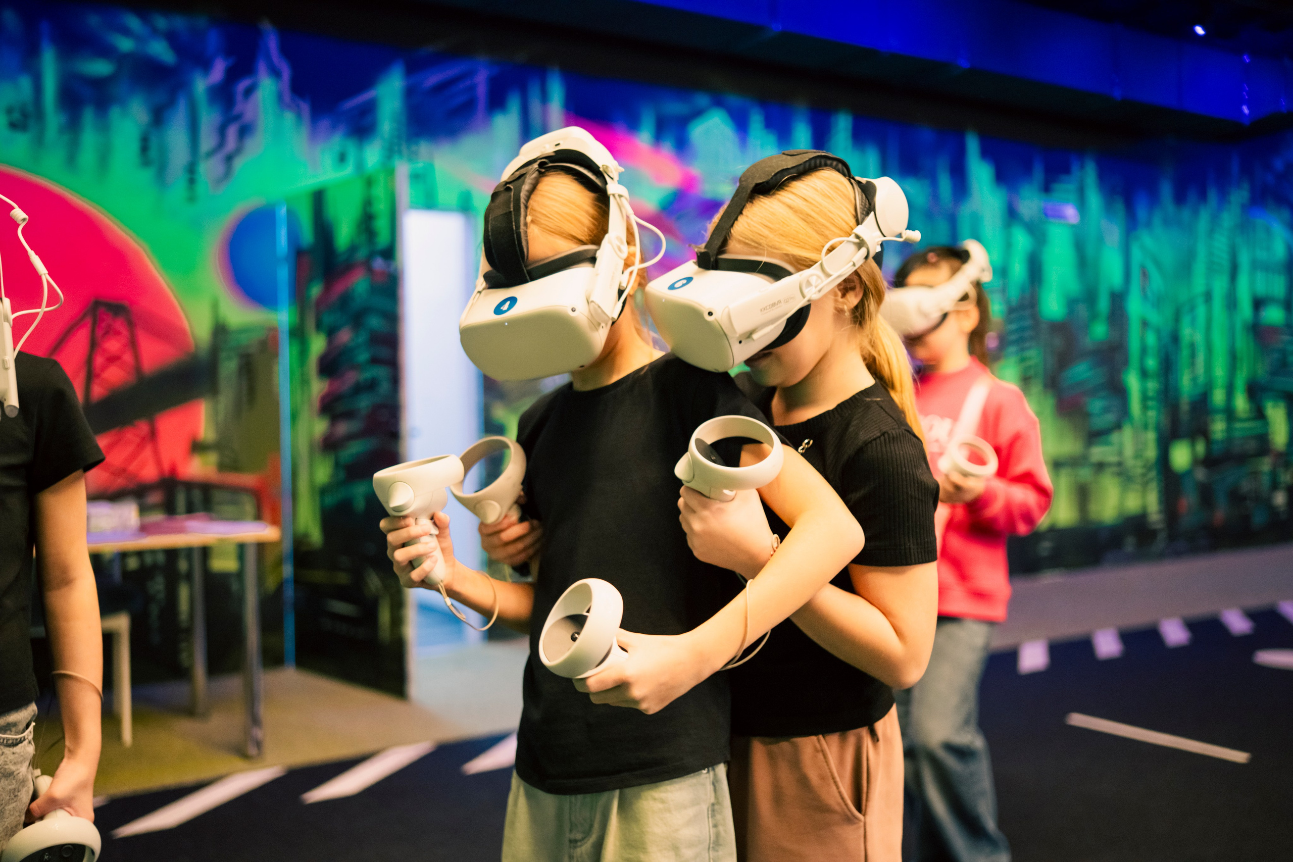 VR (September-October 2024). Felixtones