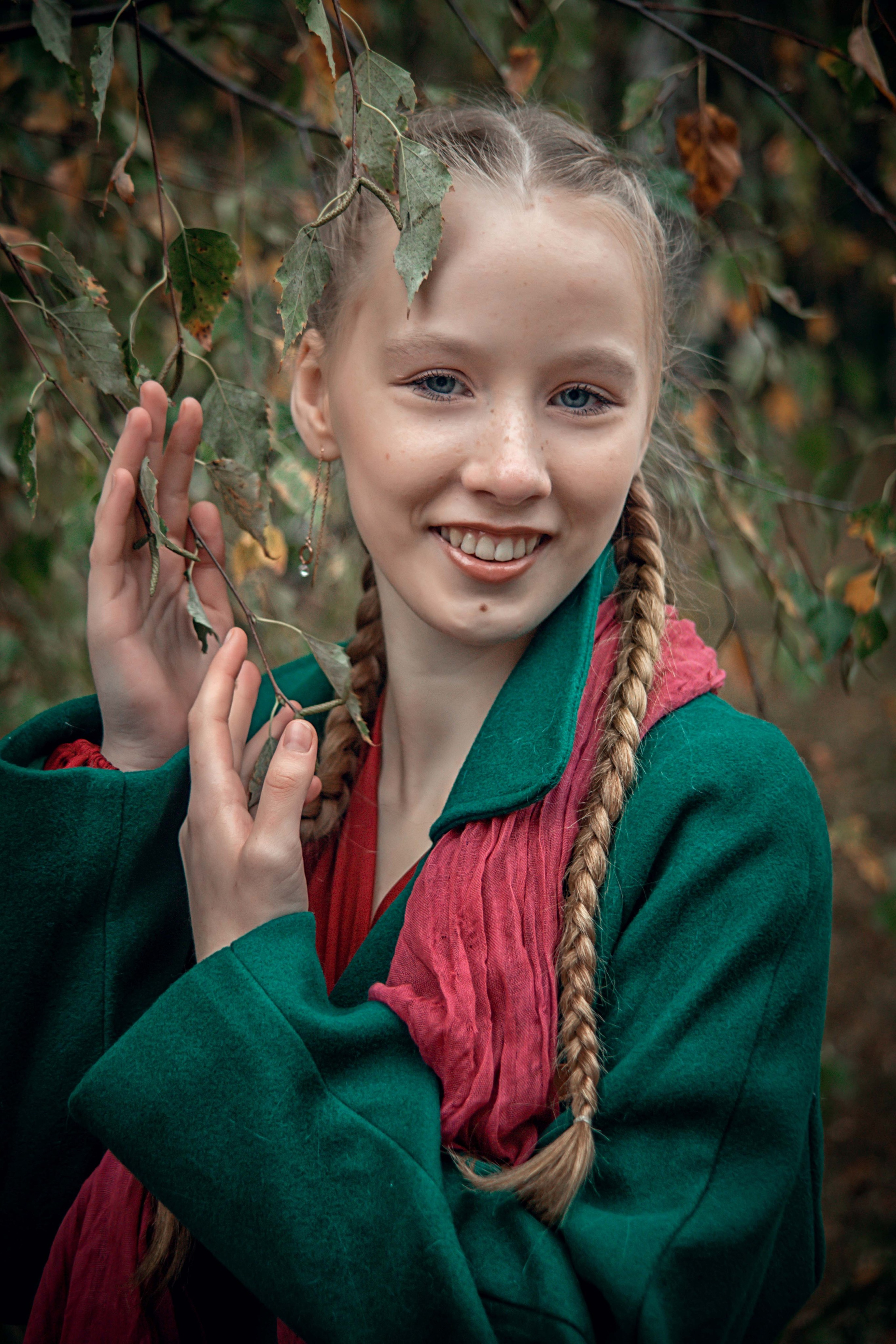 Осенняя прогулка сестер. Семейный и детский фотограф в Москве Ольга Кривенцова