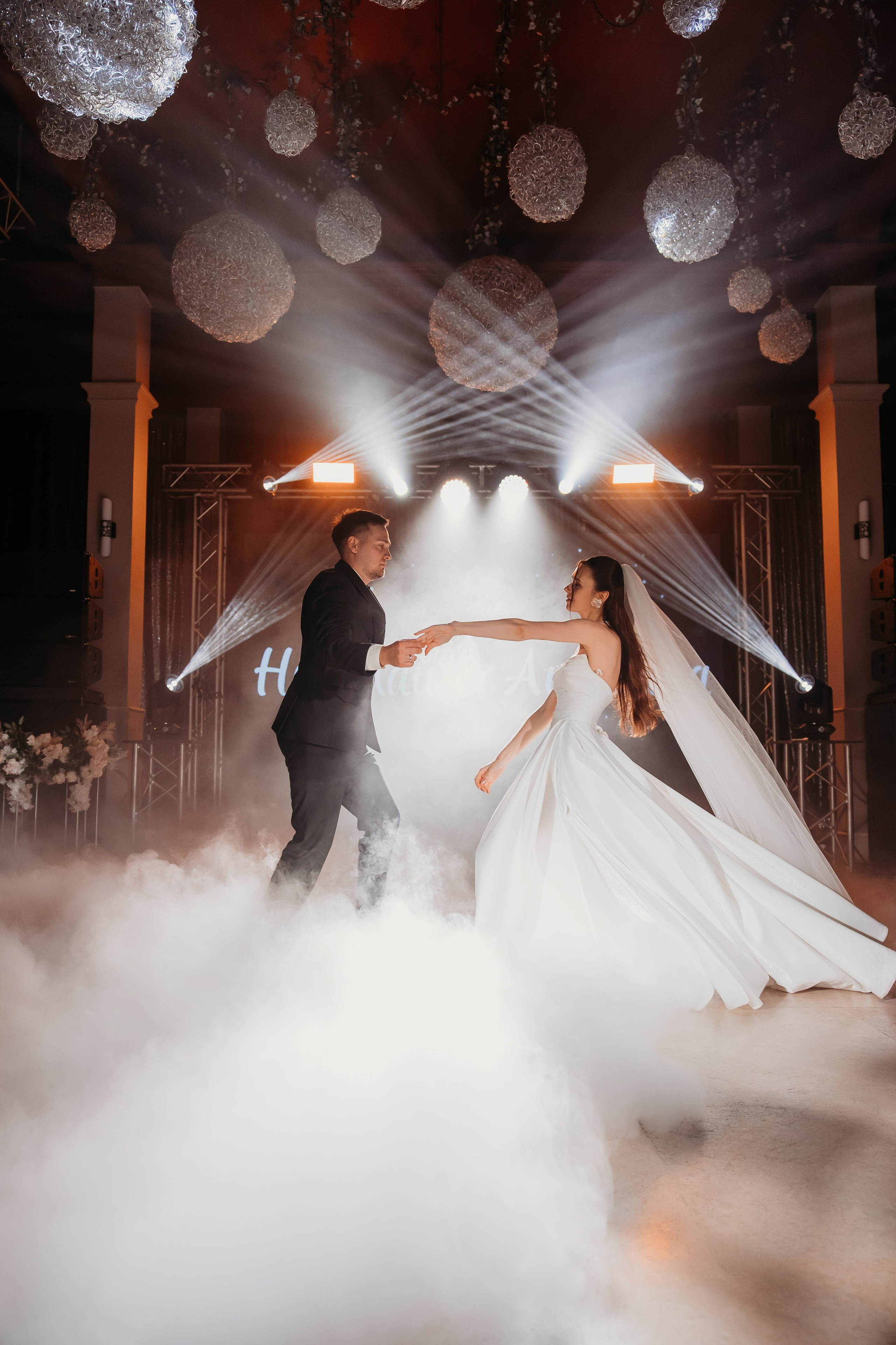 Николай и Ангелина. Фотограф Тимербаева Алина г. Сургут