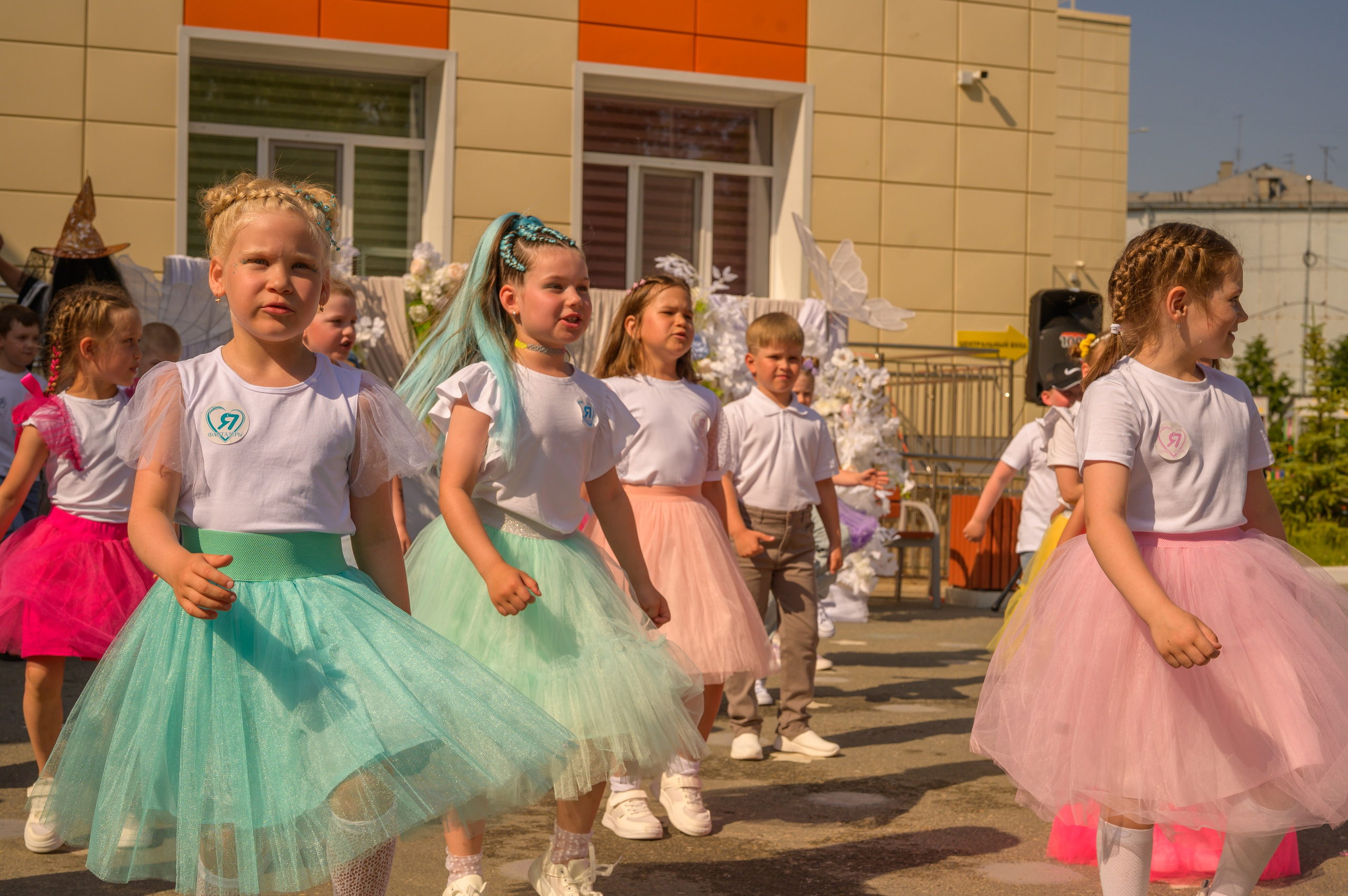 Репортаж выпускного группа «Фантазёры» 3 садик. Фотограф новорожденных, семейный детский в Тюмени Татьяна Морозова