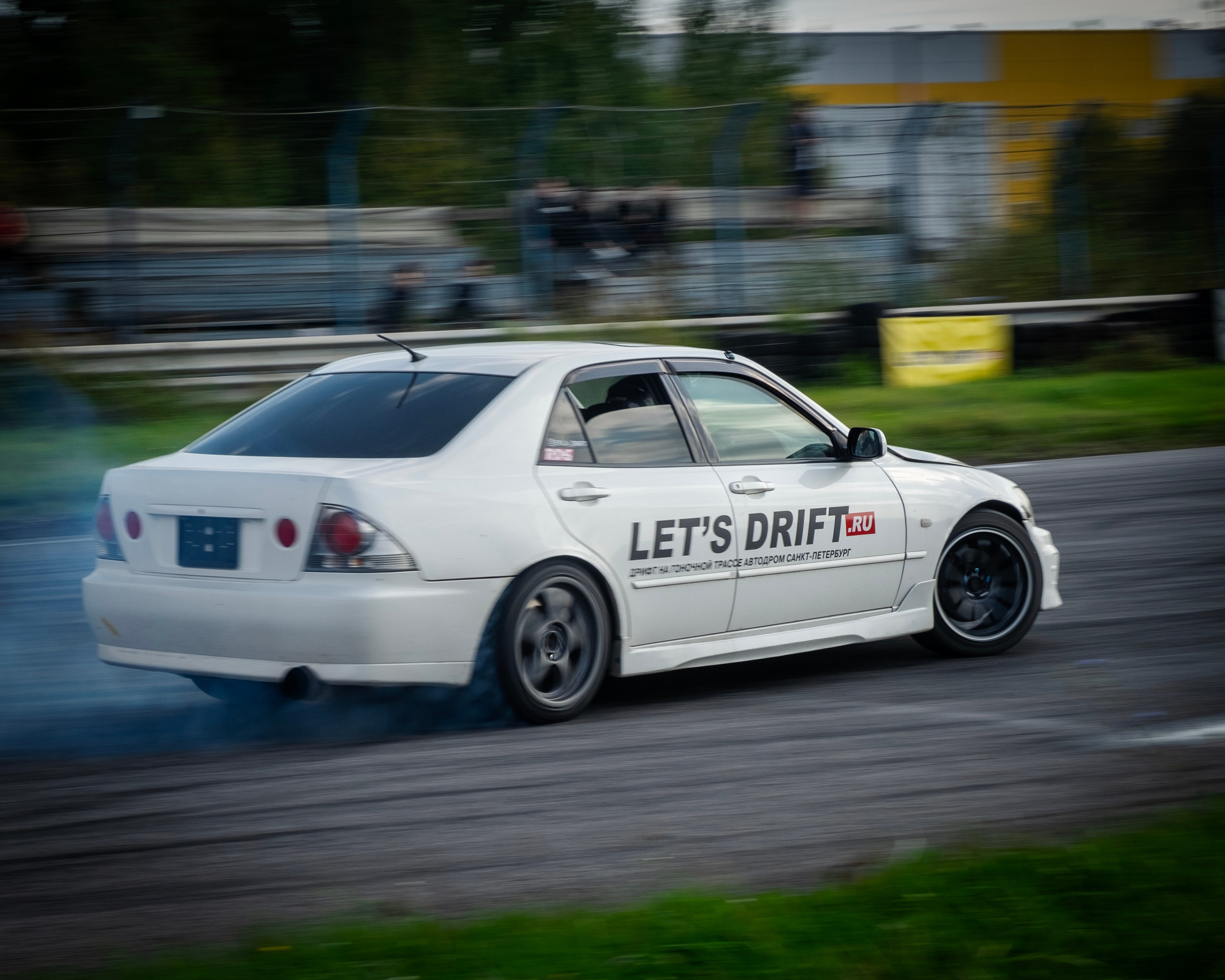 AUTODROM FEST 21.09.25. Автомобильные фотографии и рисунки в Санкт-Петербурги Пашков Дмитрий