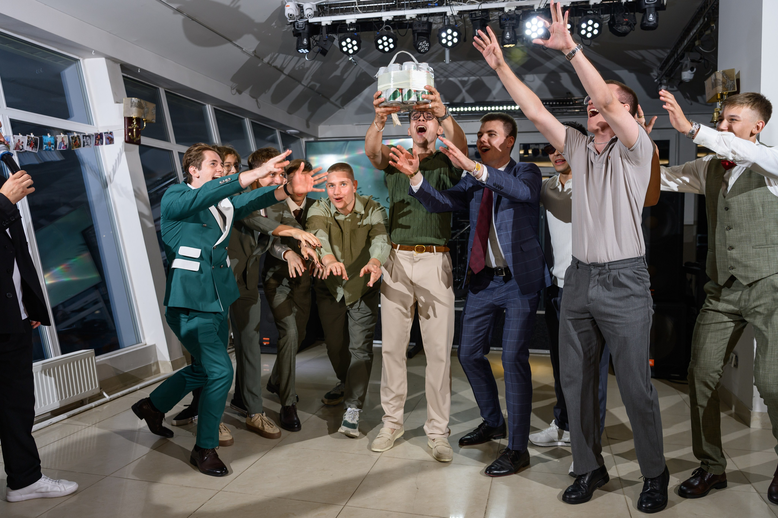 Свадебная фотосессия в отеле «Милан». Свадебный фотограф Москва Юрий Кульман