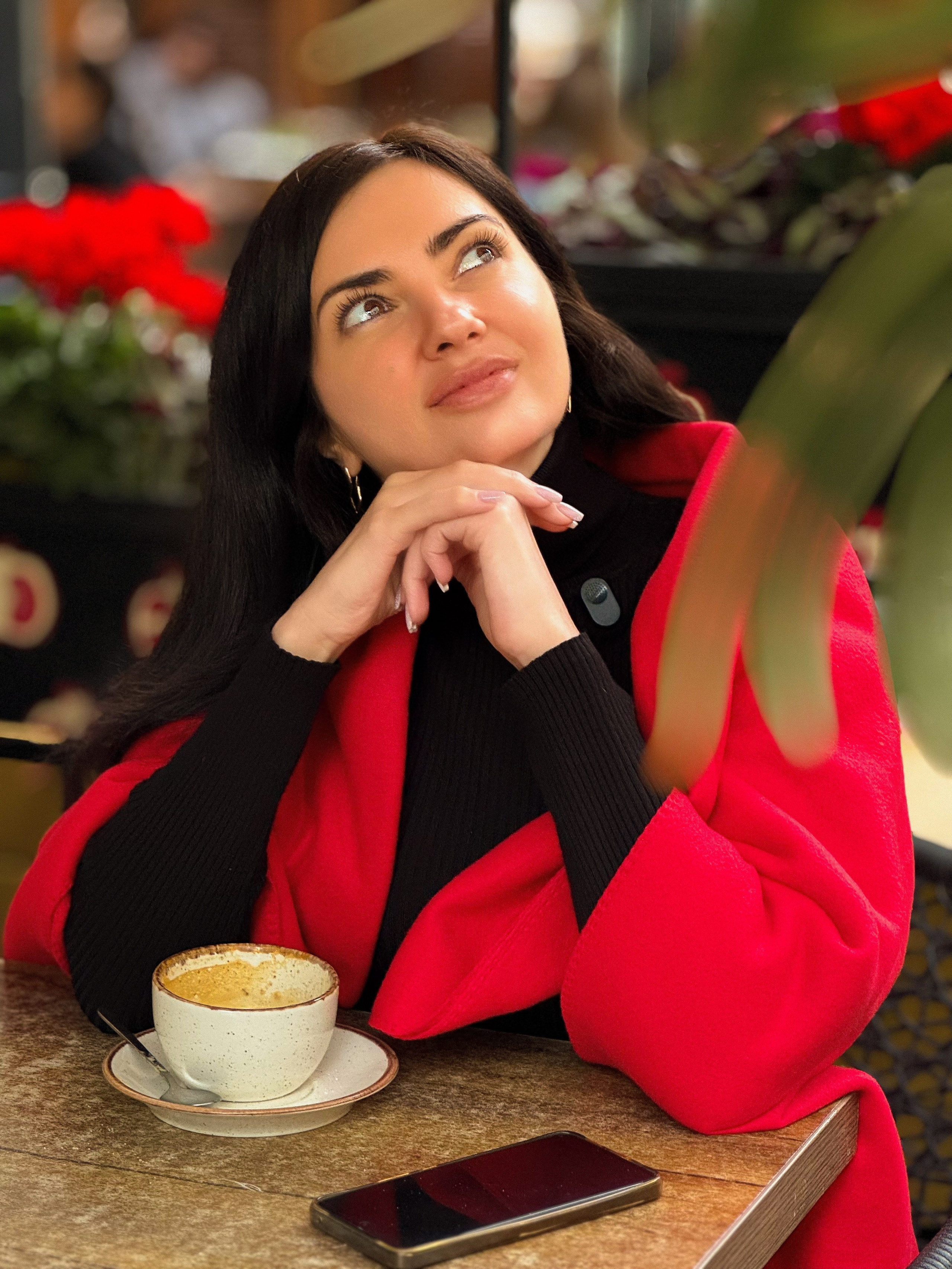 ЕЛЕНА. Мобильный фотограф рилсмейкер в Ростове-на-Дону Пипаш Екатерина