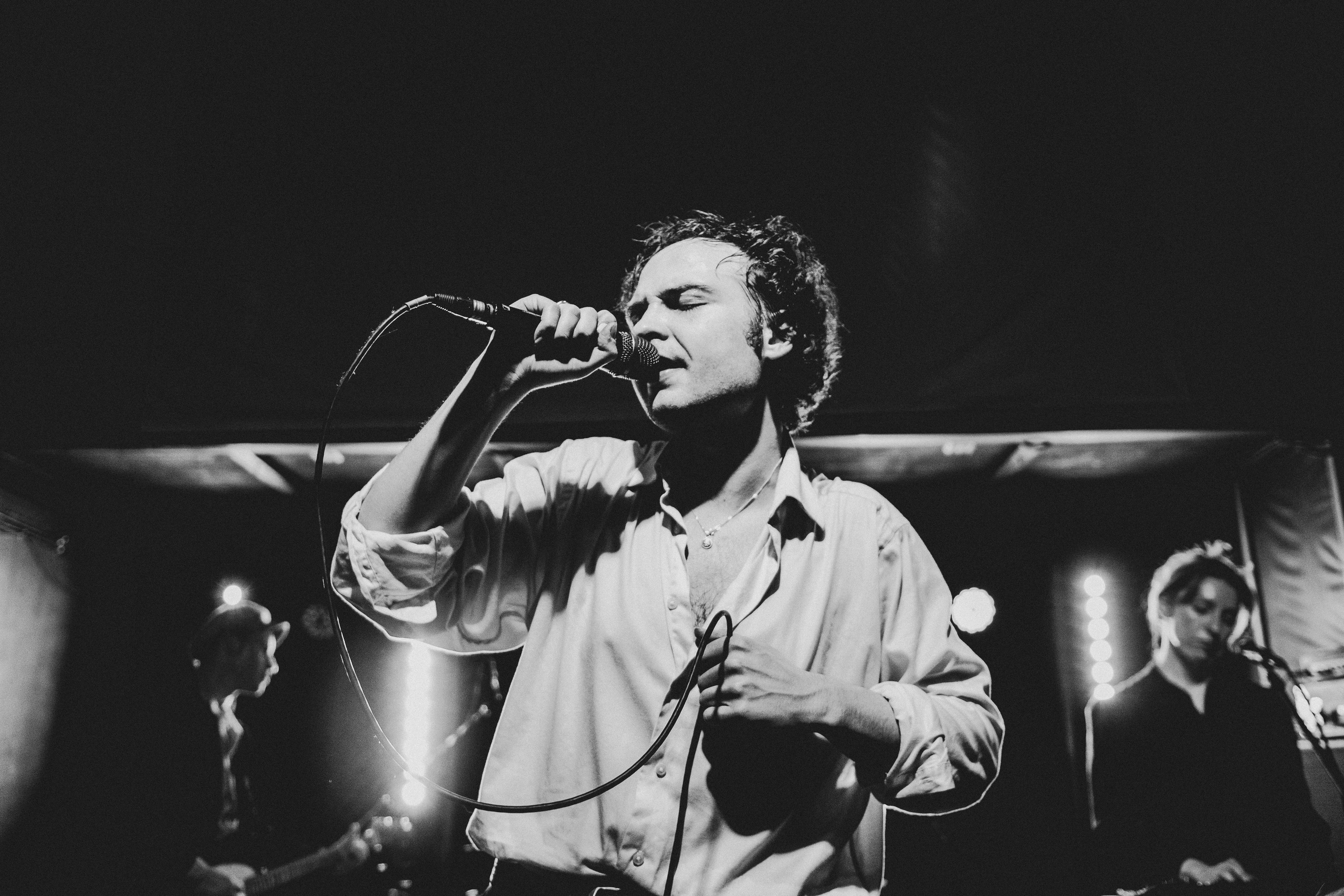 Диктофон. Фотограф для музыкантов, фотограф на концерт, концертный фотограф, съемка концерта, бэкстейдж фотограф