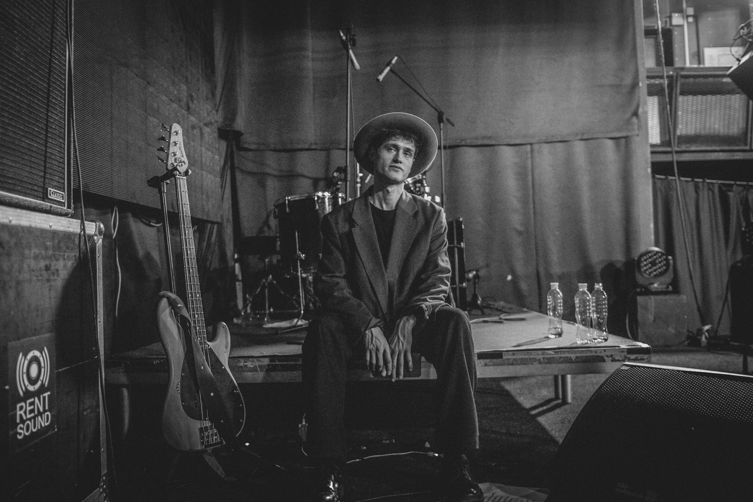 Нееет, ты что. Фотограф для музыкантов, фотограф на концерт, концертный фотограф, съемка концерта, бэкстейдж фотограф