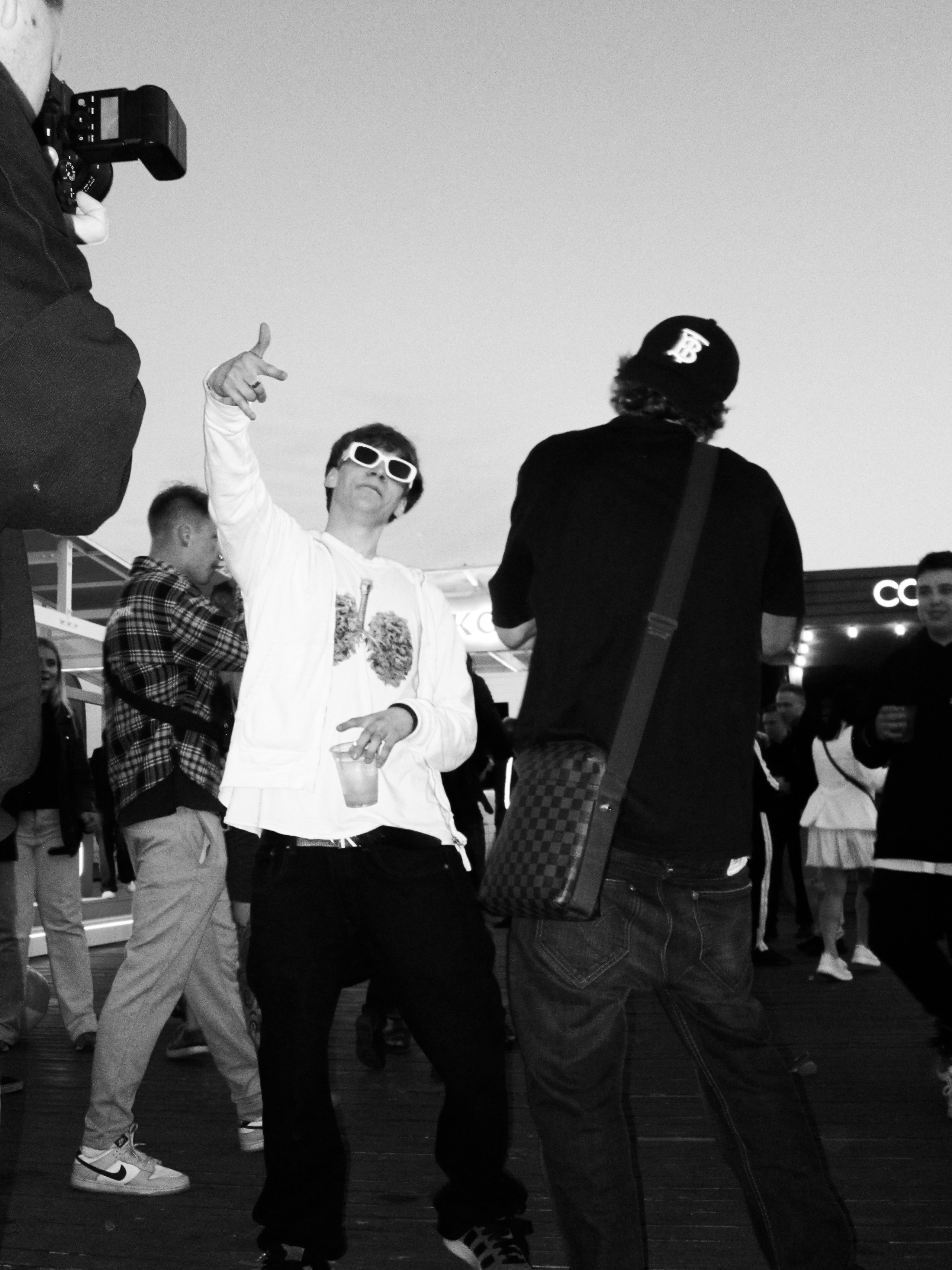 WITHOUT COLOR BUT WITH SWAG. DRIPSTOCK MAG