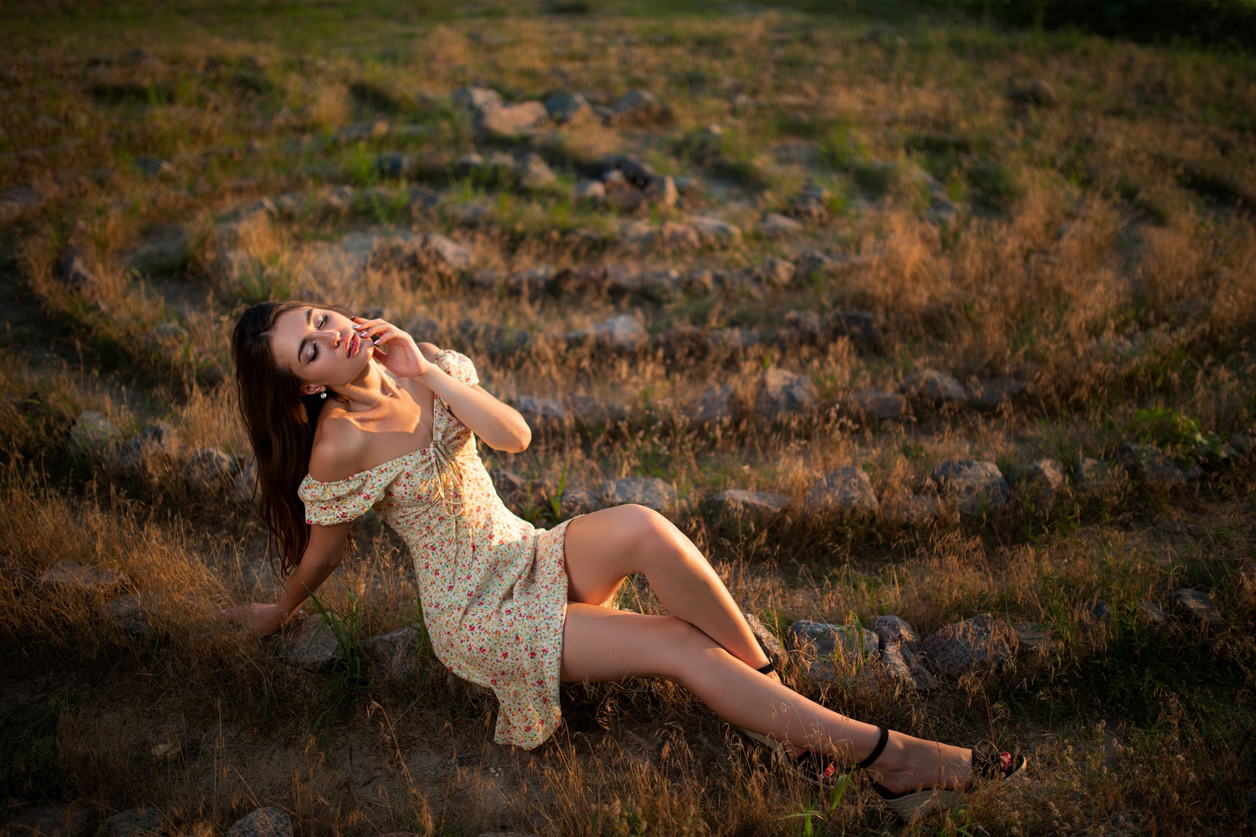 Летний фотосет с Анастасией в поле в формате для «себя»