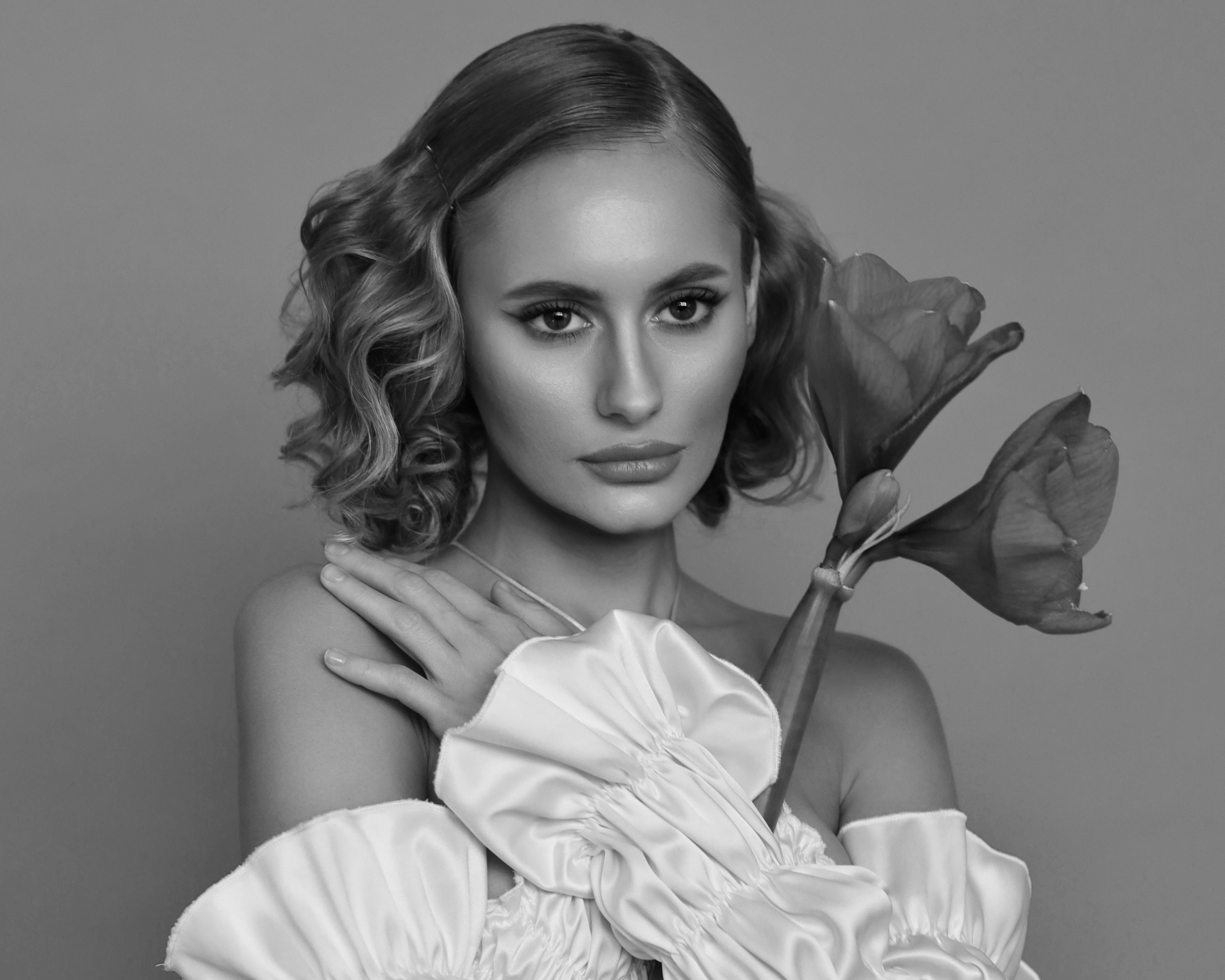 В студии. Женский и свадебный фотограф Егорычева Любовь