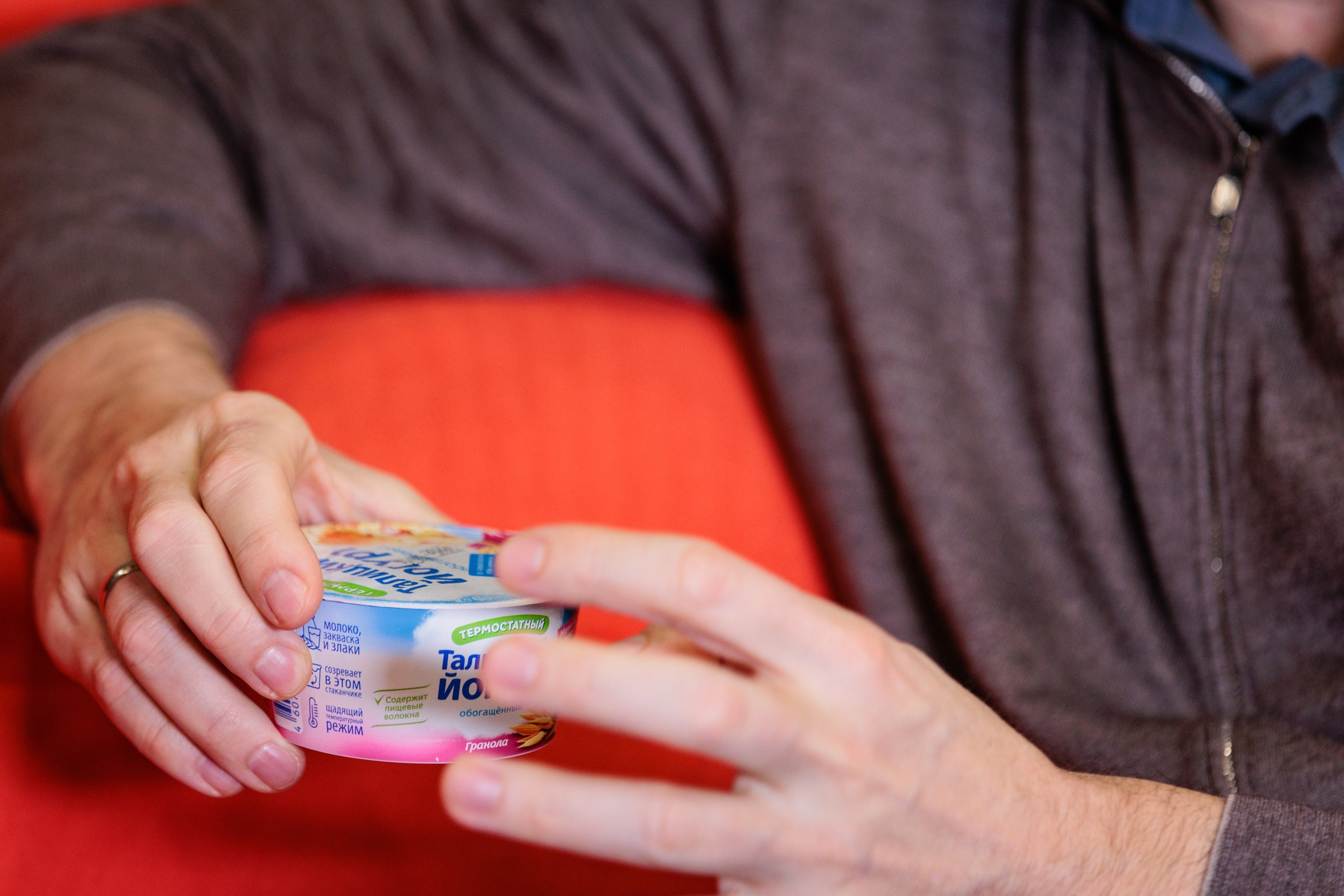 Съемка интеревью с директором. Контент для бизнеса в Екатеринбурге Полдень Медиа