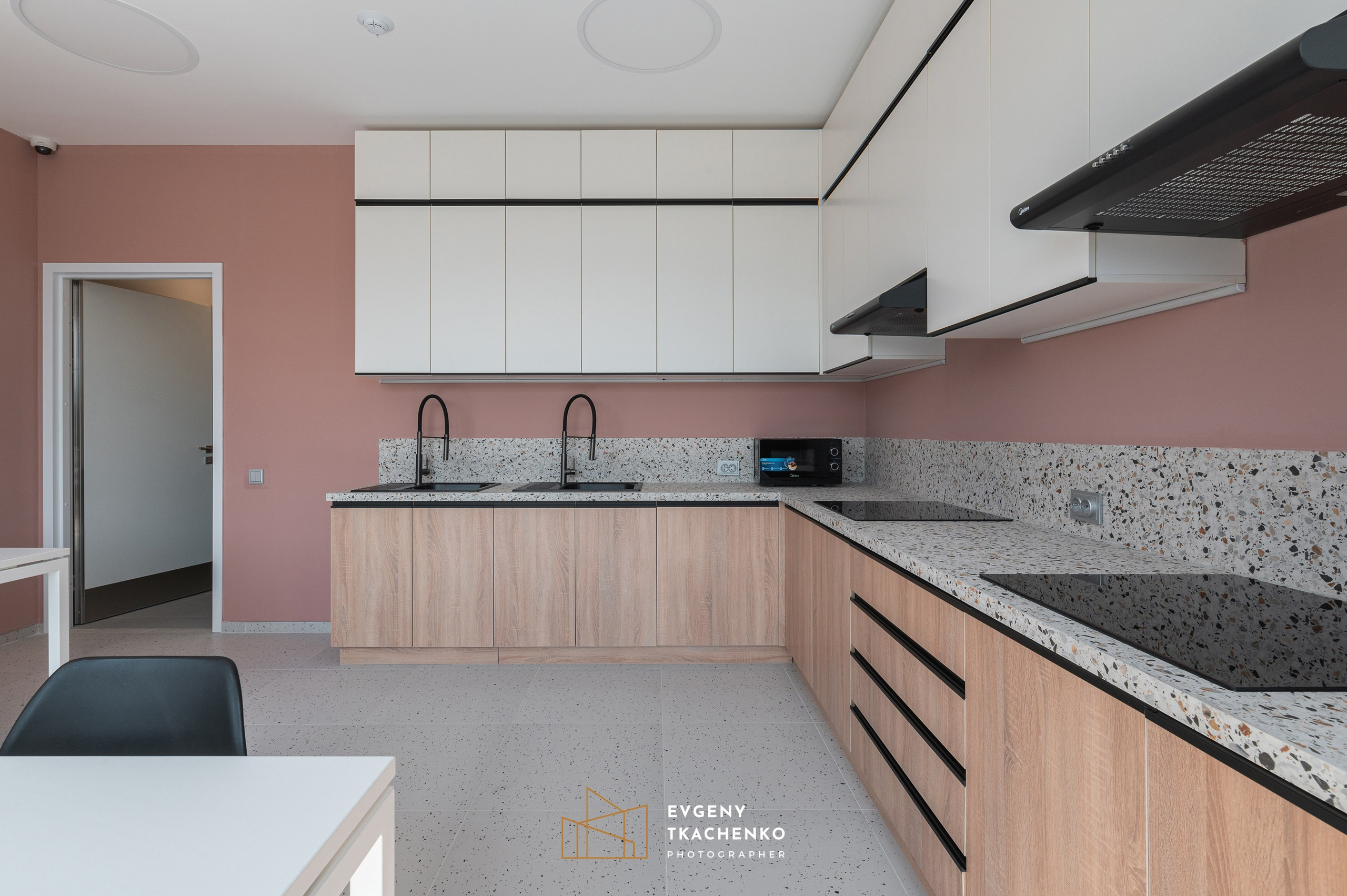 Общежитие университета NarXoz в Алматы. Архитектурный и интерьерный фотограф в Казахстане