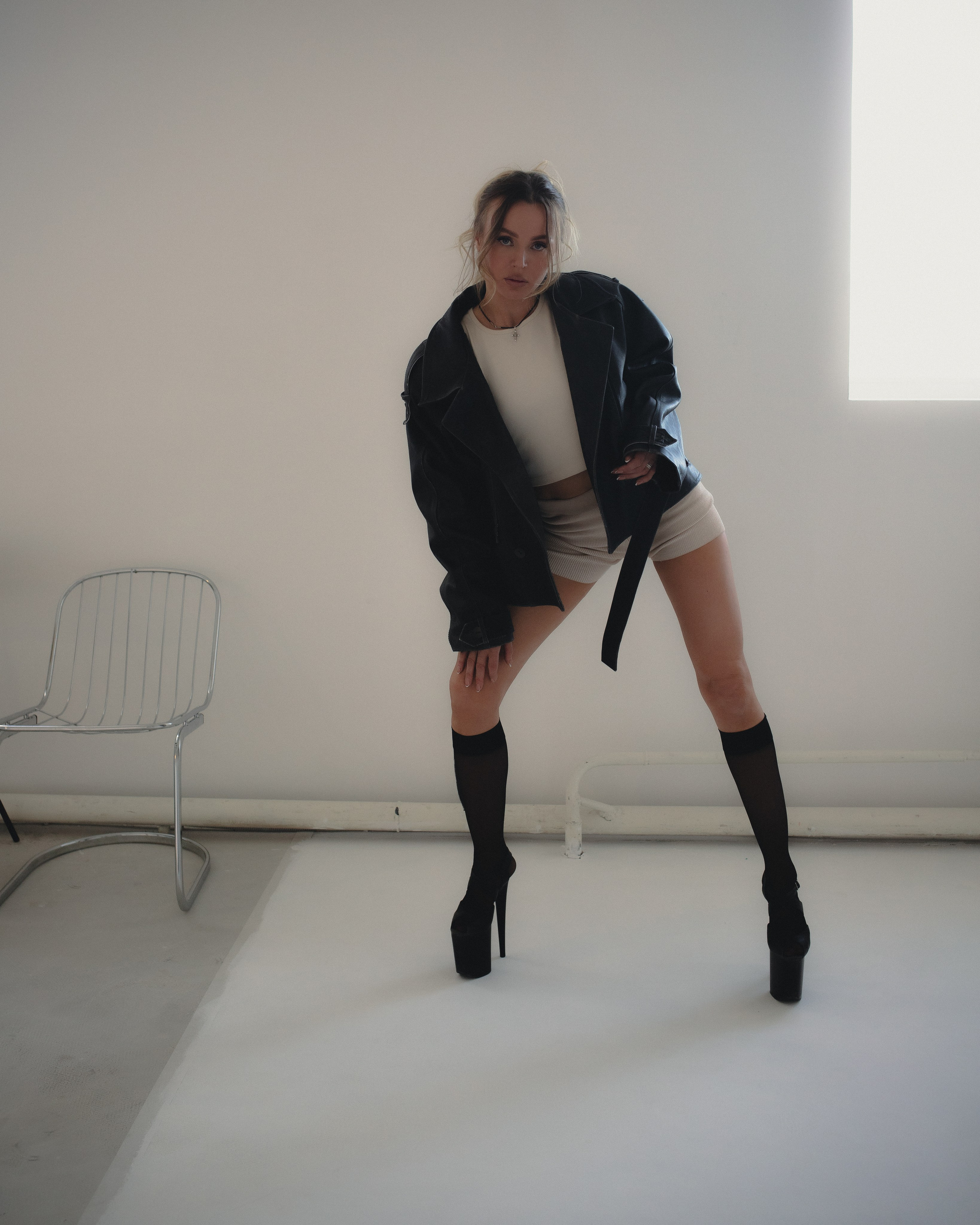 Monreve. Фотограф в Москве и Сургуте Алла Лесовая. Снимаю каталог для брендов и индивидуальные портреты для людей