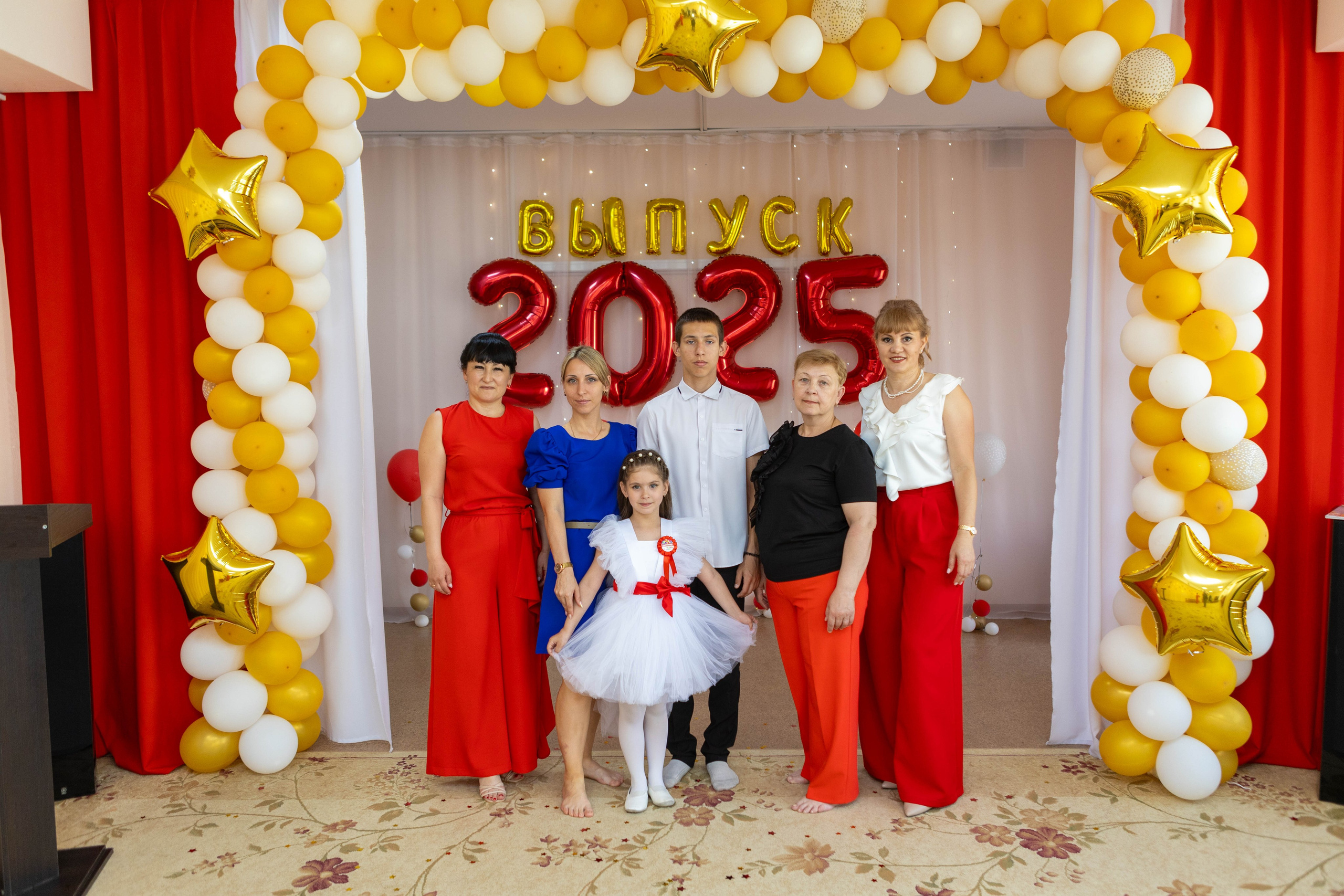 Выпускной в детскому саду 2025 год. Свадебный и предметный фотограф Ренат Каламперов