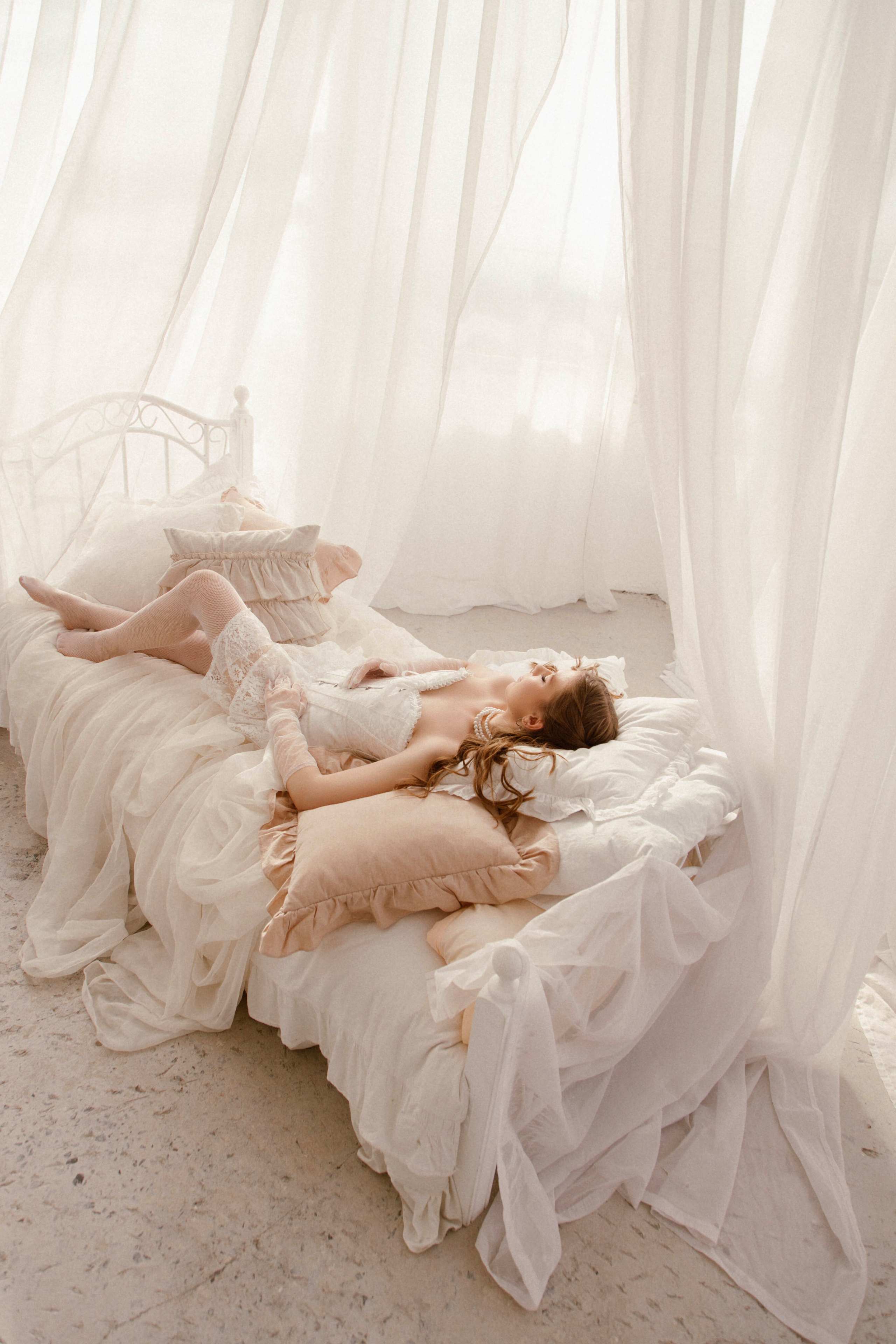 Марина. Фотосессия в студии, винтаж, женская съемка. Фотограф Ксения Третьякова, Санкт-Петербург