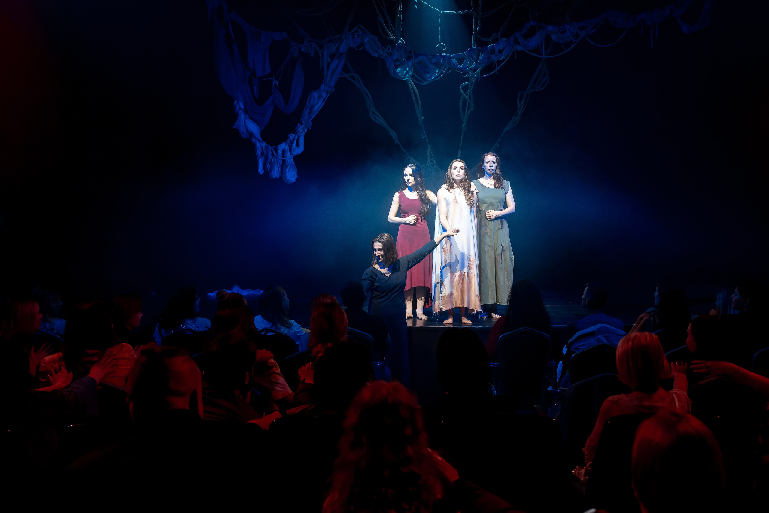 «БезДна», театр Арлекиниада. Фотограф и режиссер Московко Екатерина