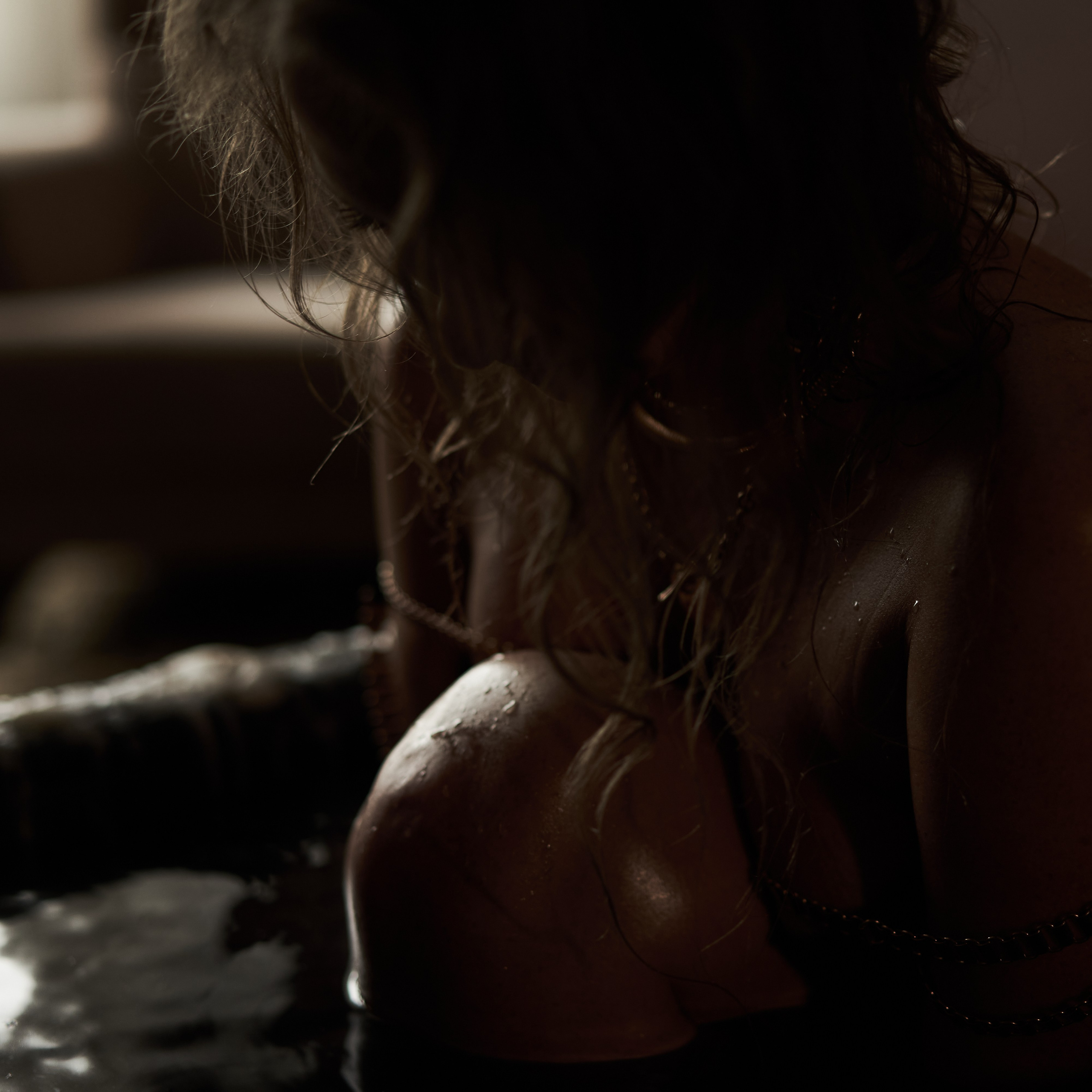 Будуарная фотосессия в студии с водой. Фотограф Екатеринбург Кокшарова Александра