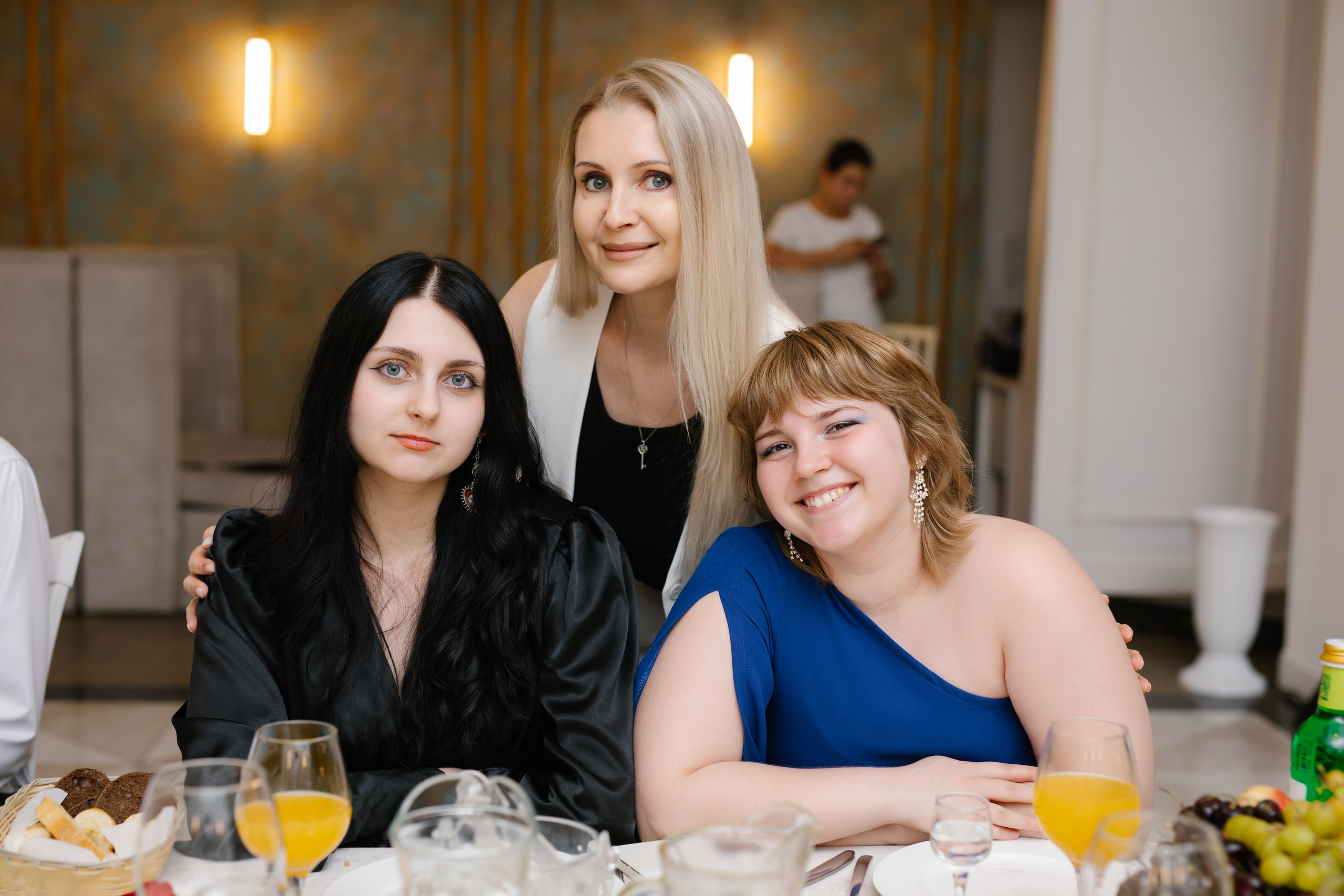 11 класс, ресторан «Тет-а-тет»