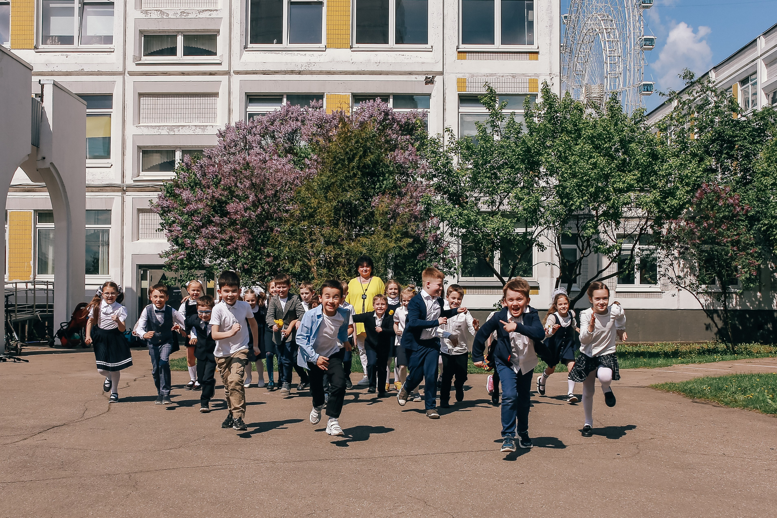 Школьная детская съёмка первоклассников. Антонина Морозова, профессиональный семейный фотограф видеограф