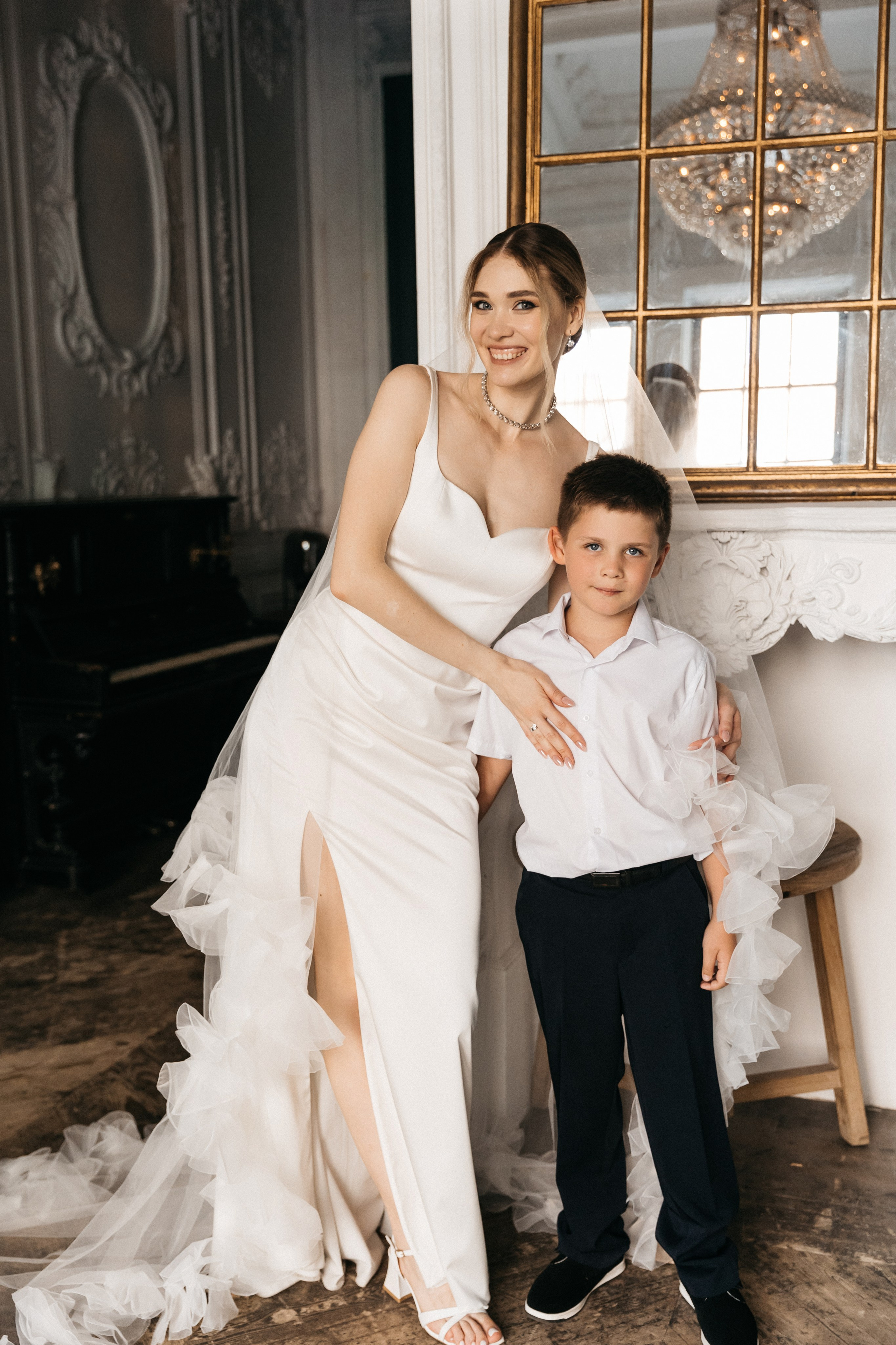 Роспись в Особняке Роял