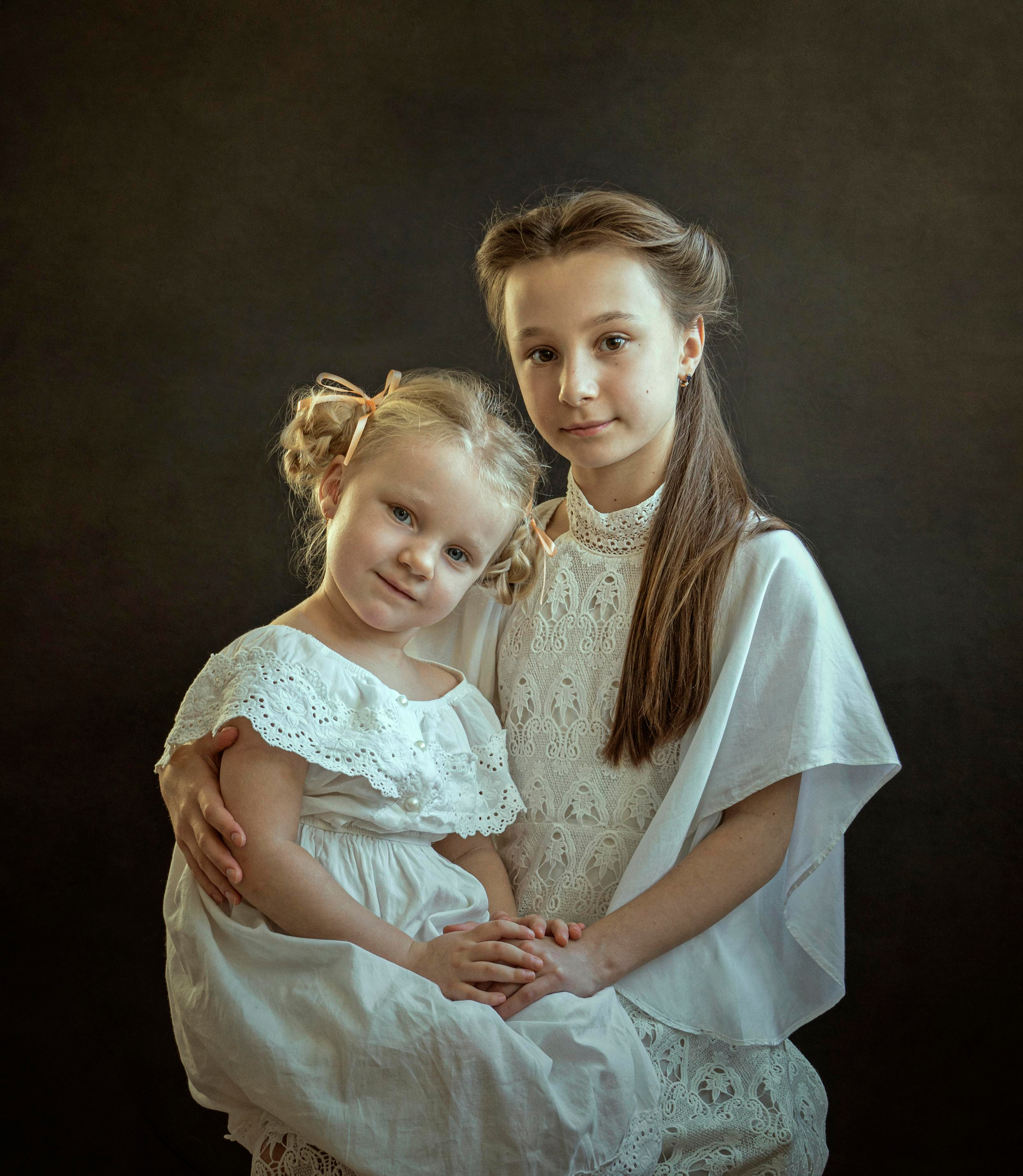 На фоне. Сказочная галерея Юлии Горбуновой