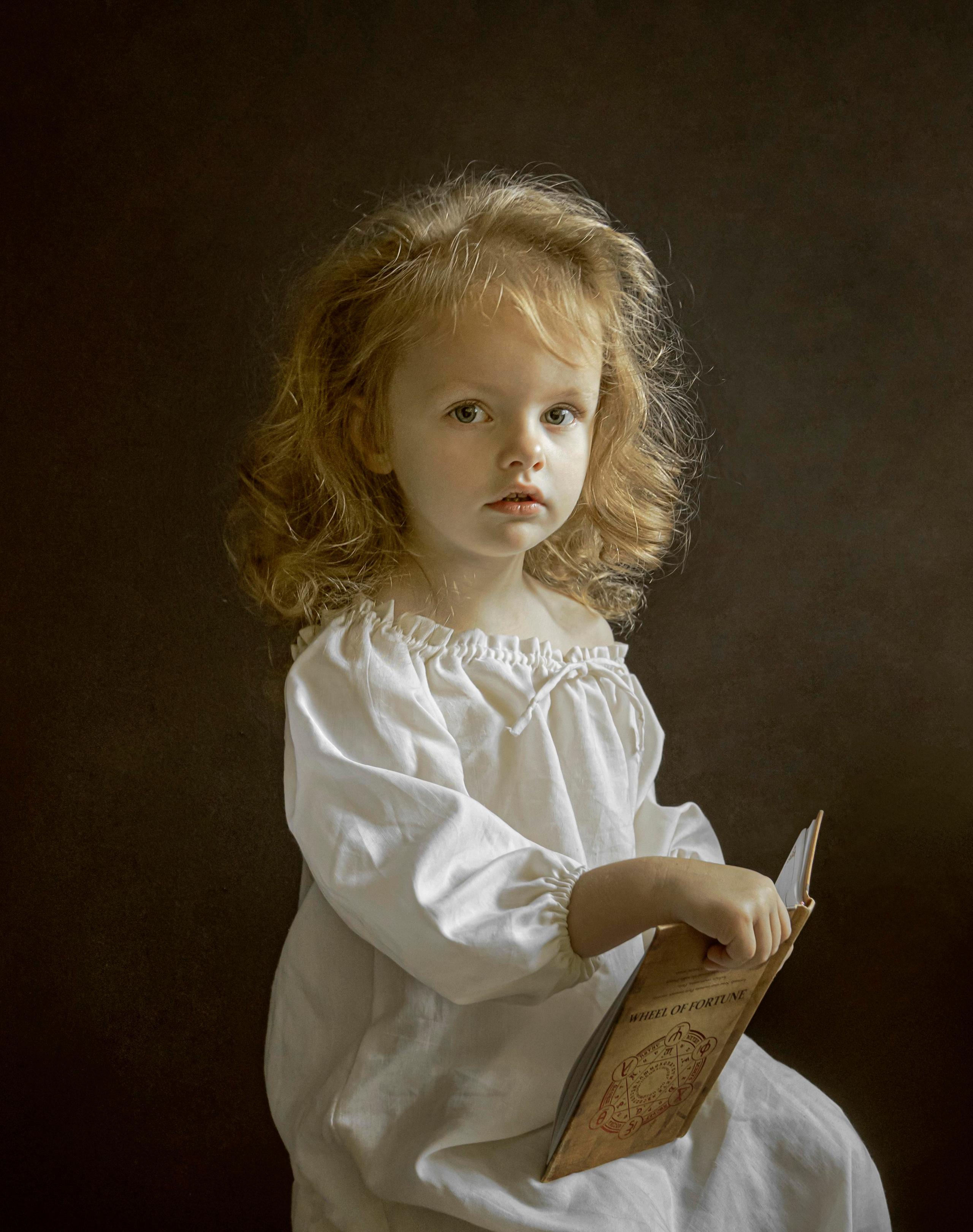 На фоне. Сказочная галерея Юлии Горбуновой