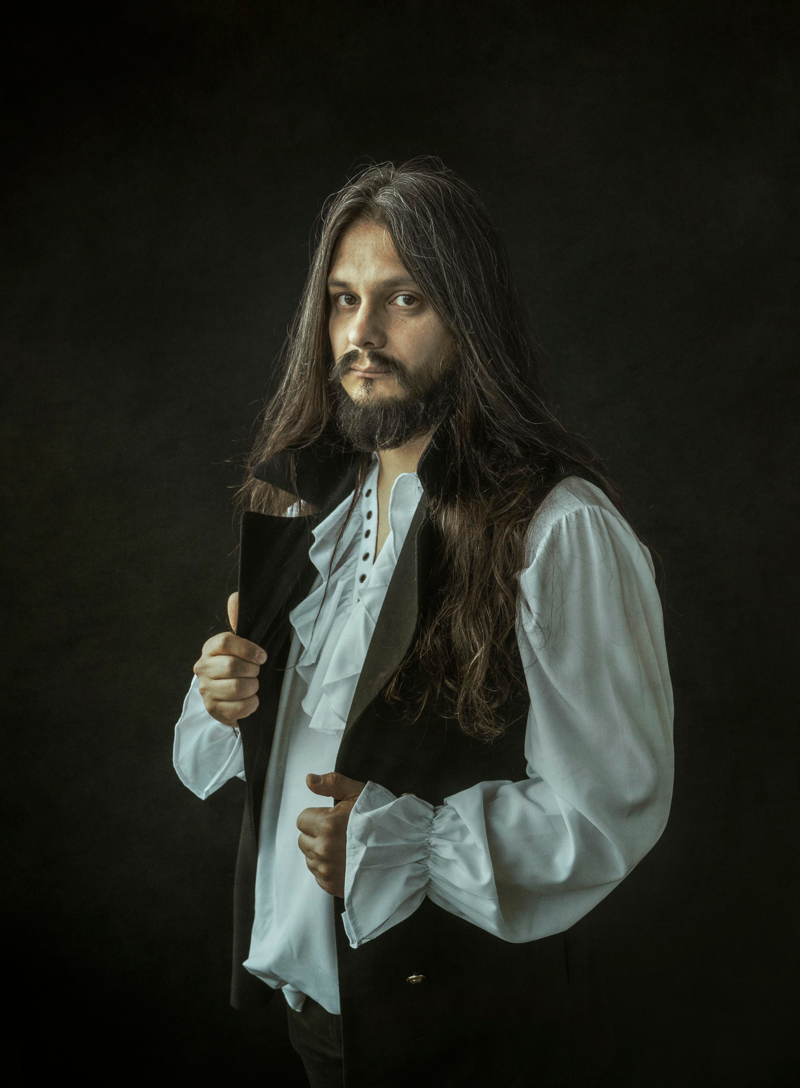 На фоне. Сказочная галерея Юлии Горбуновой