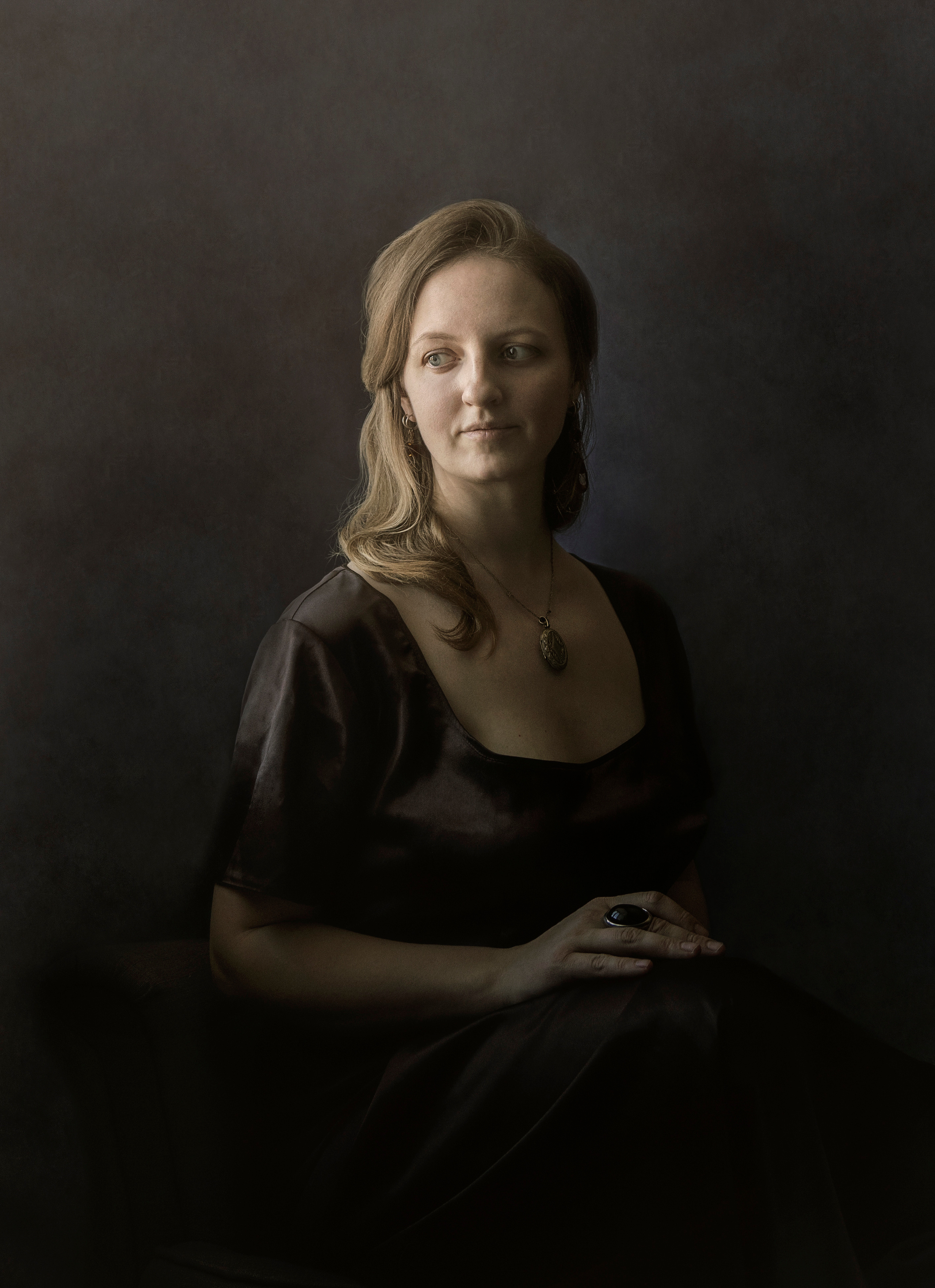 На фоне. Сказочная галерея Юлии Горбуновой