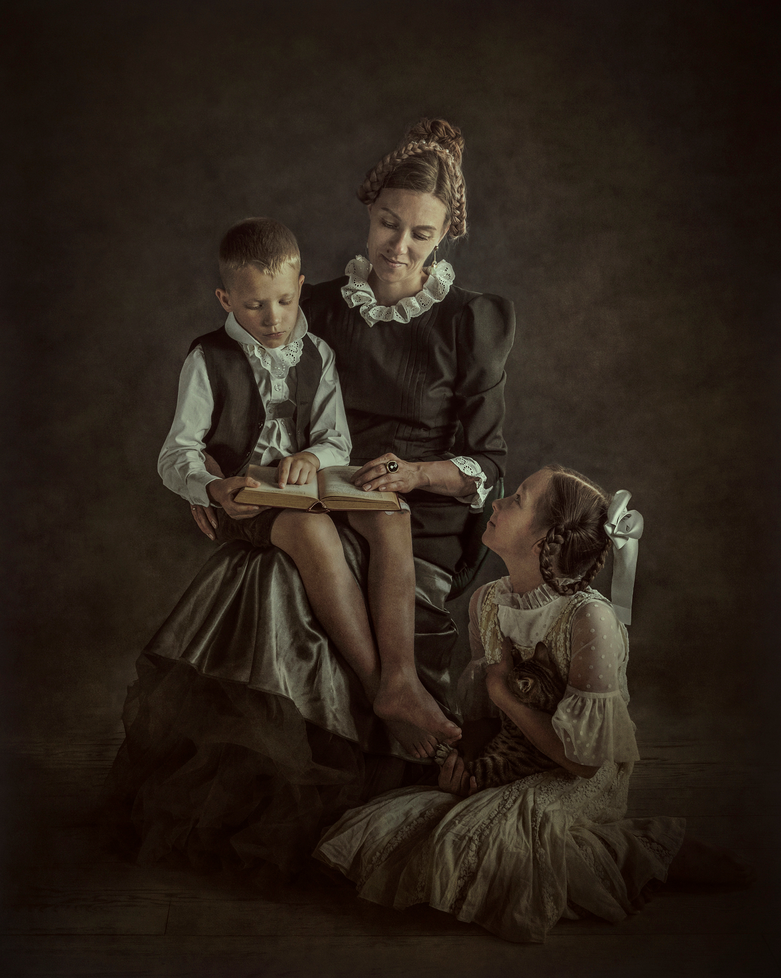 На фоне. Сказочная галерея Юлии Горбуновой