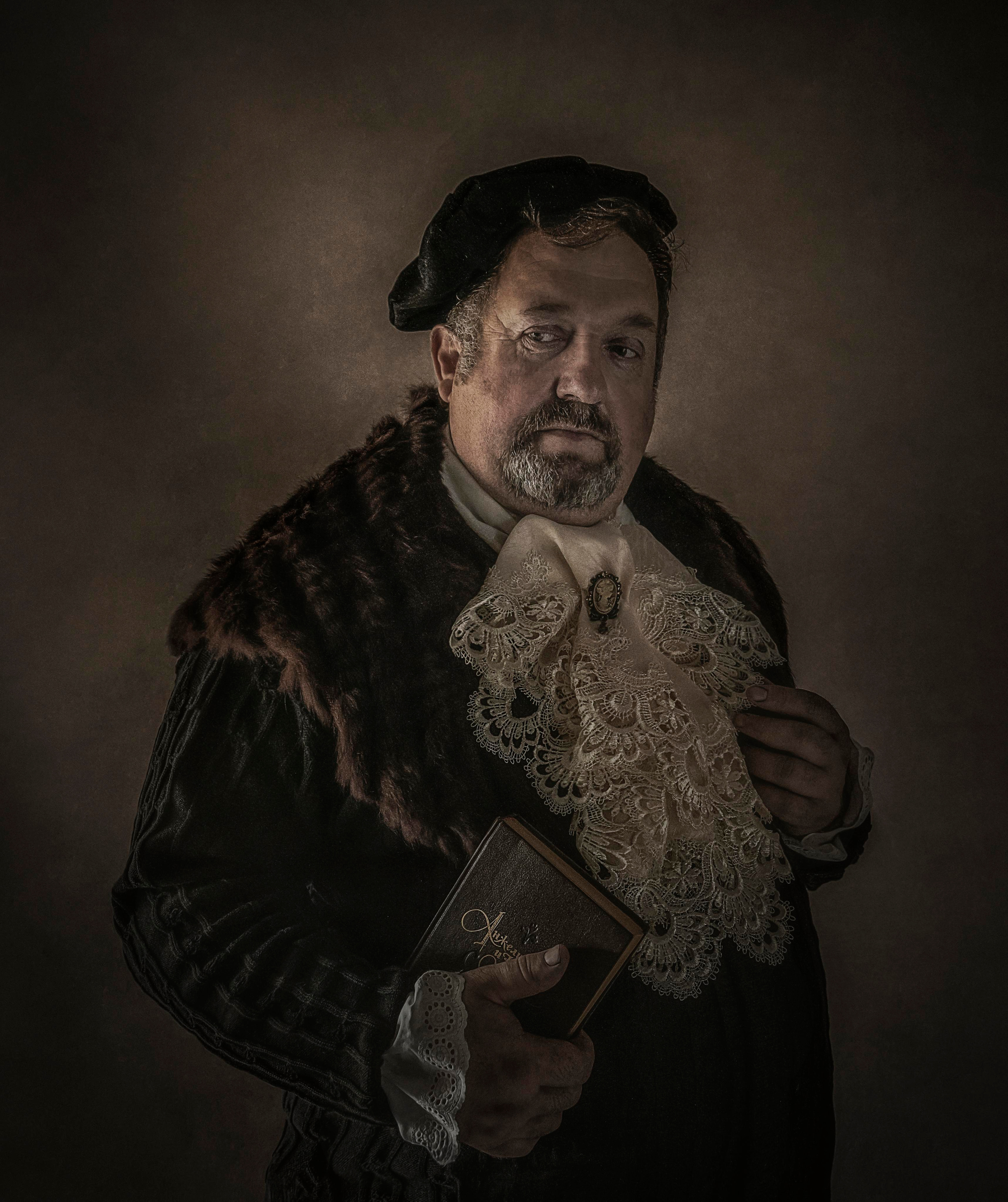 На фоне. Сказочная галерея Юлии Горбуновой