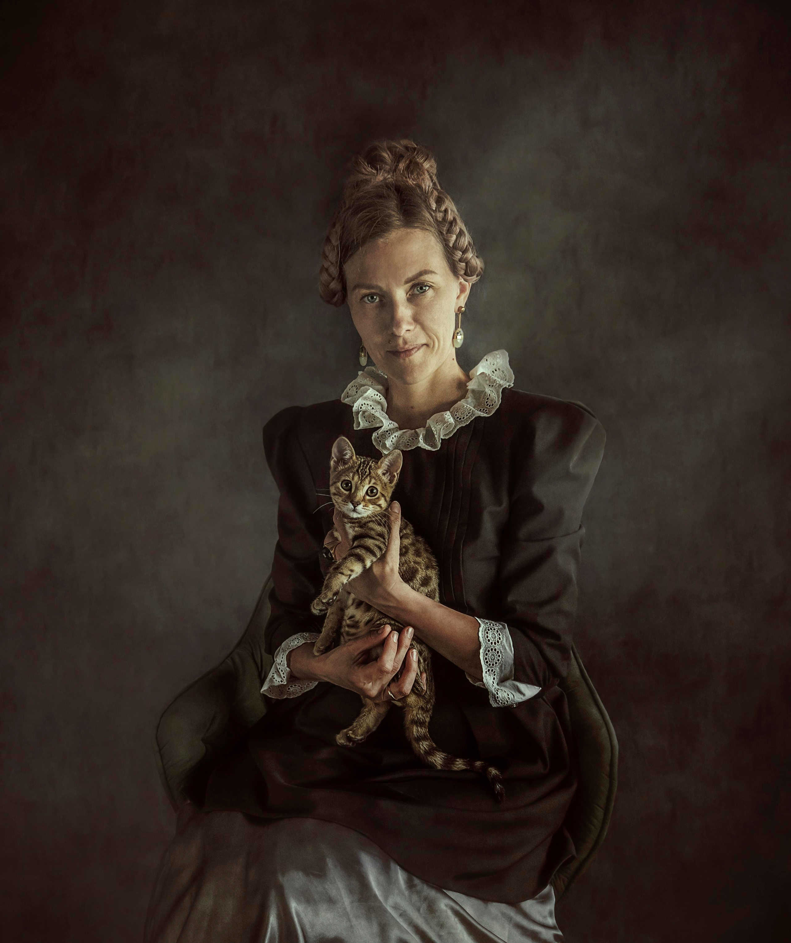 На фоне. Сказочная галерея Юлии Горбуновой