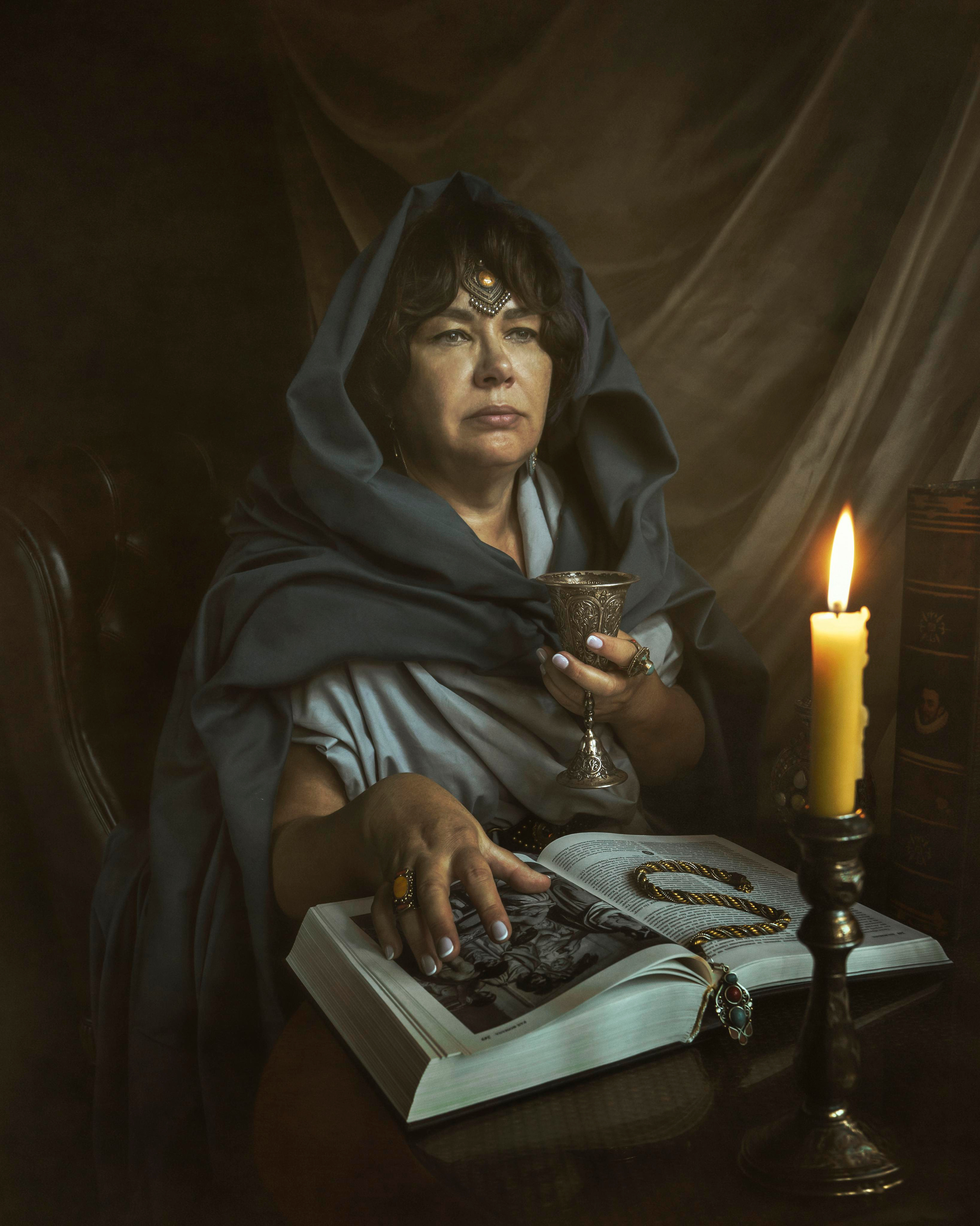 В интерьере. Сказочная галерея Юлии Горбуновой